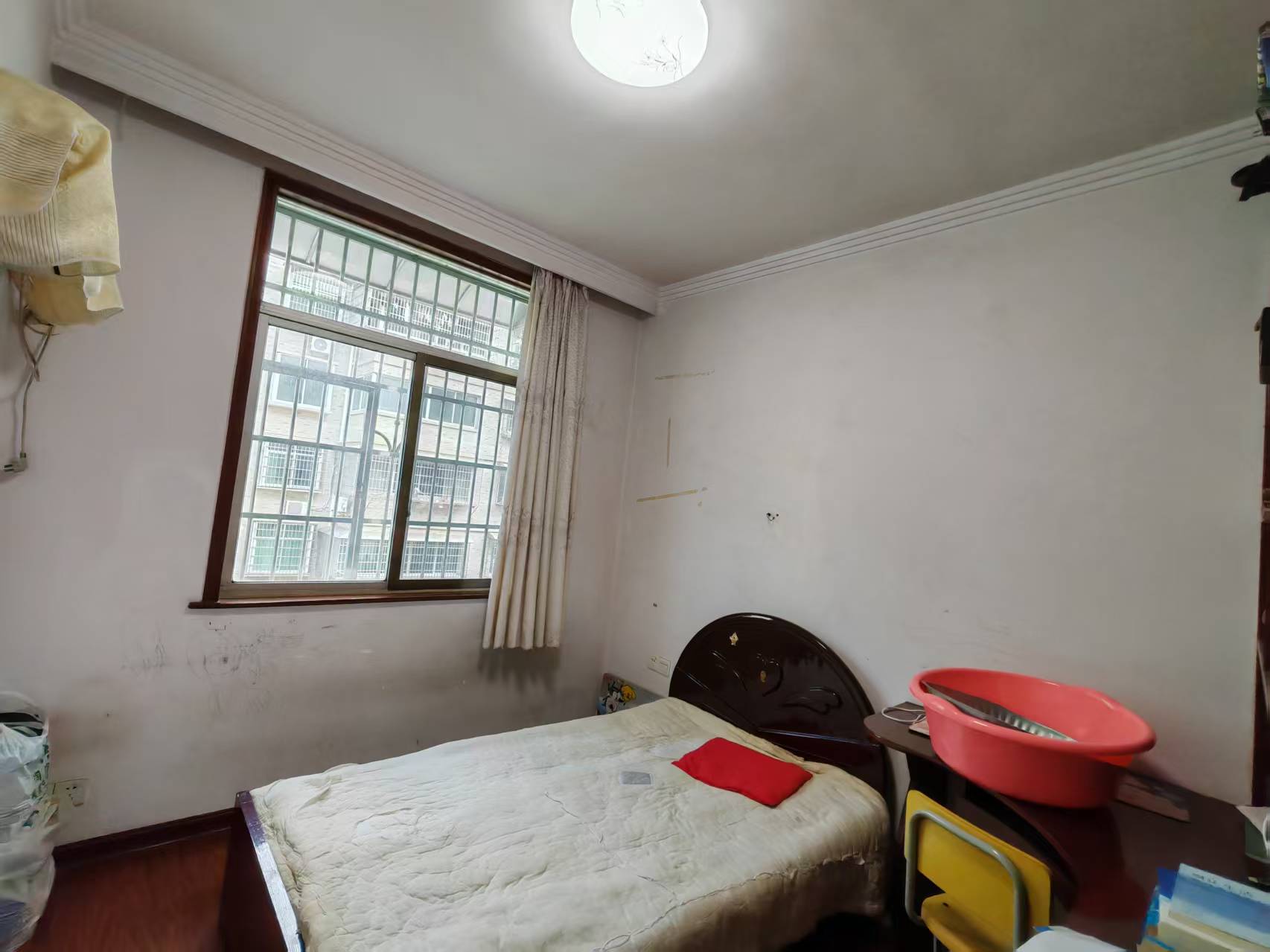 马良小区 3室2厅2卫 1100.0元/月 马良小区 3室2厅2卫 1100.0元/月室内图