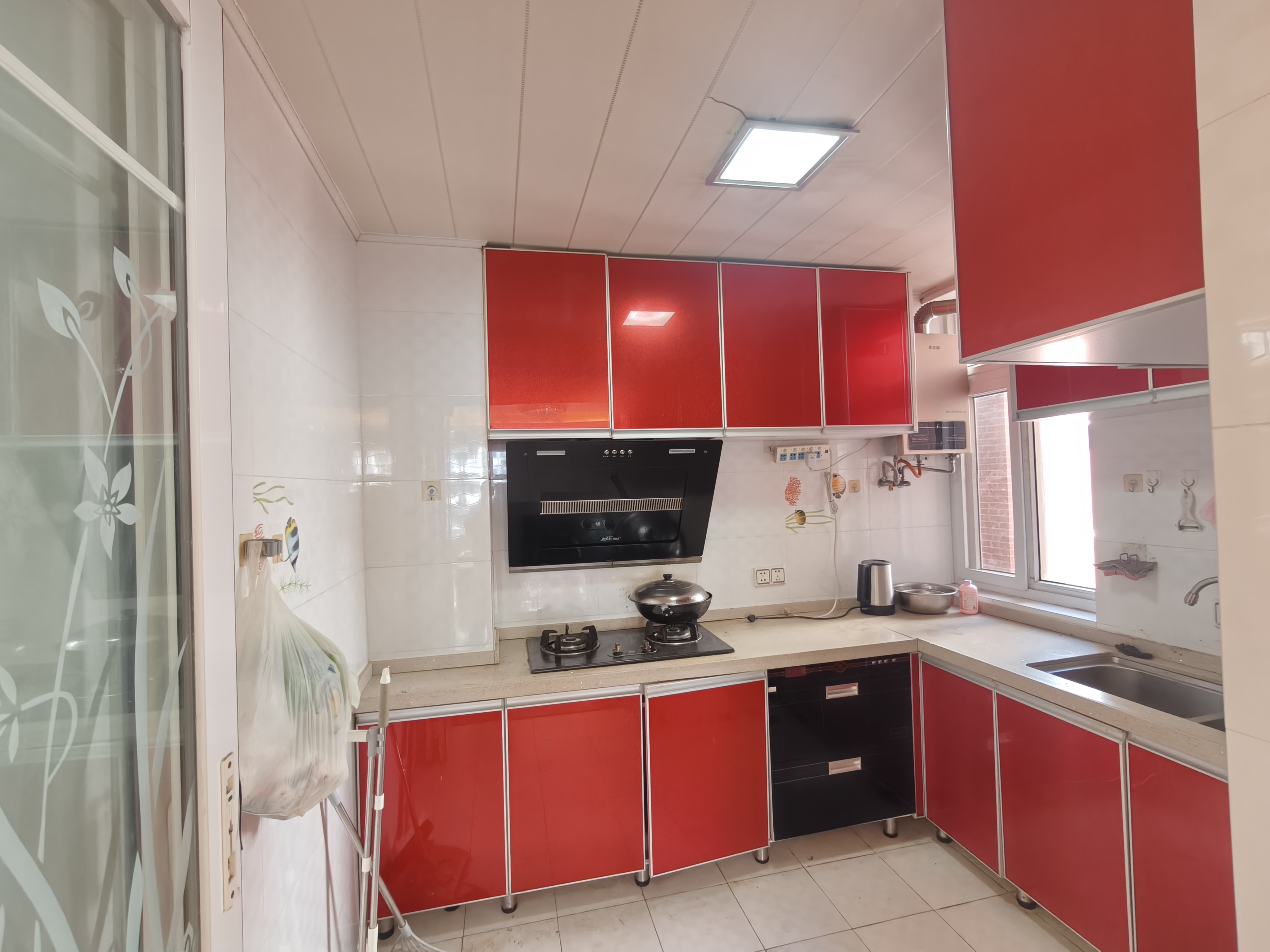 维多利亚花园 3室2厅2卫 3000.0元/月 维多利亚花园 3室2厅2卫 3000.0元/月室内图