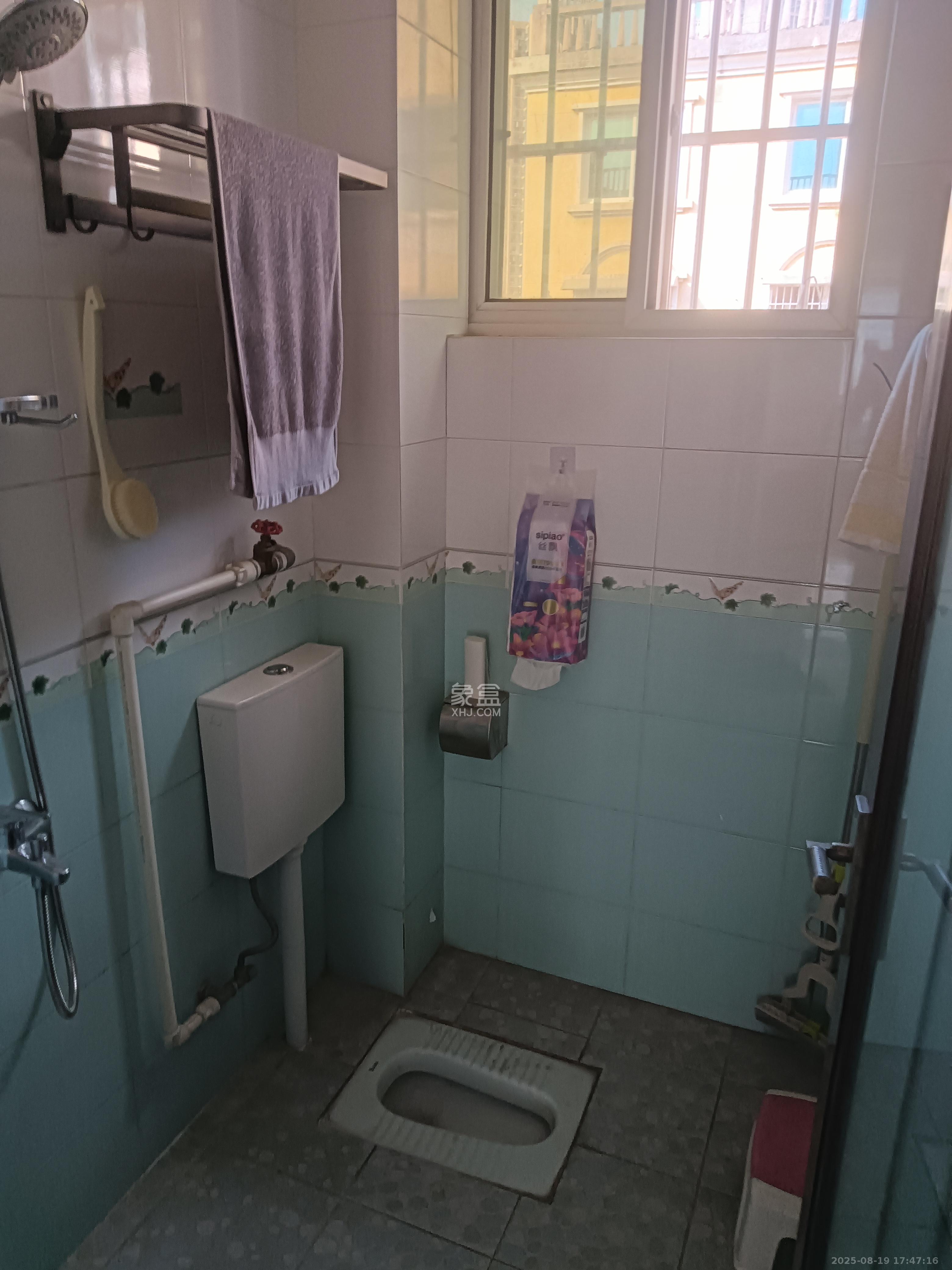 御景龙城  1室2厅1卫   1500.00元/月室内图