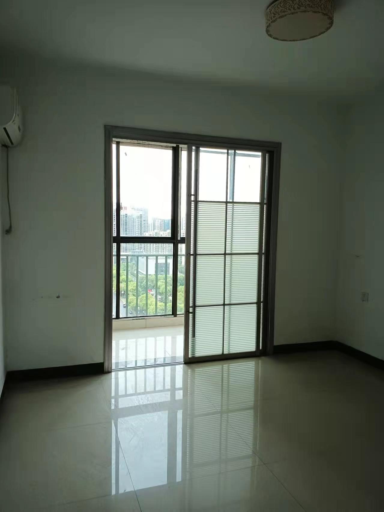 汇景花园 1室0厅0卫 2800.0元/月 汇景花园 1室0厅0卫 2800.0元/月室内图