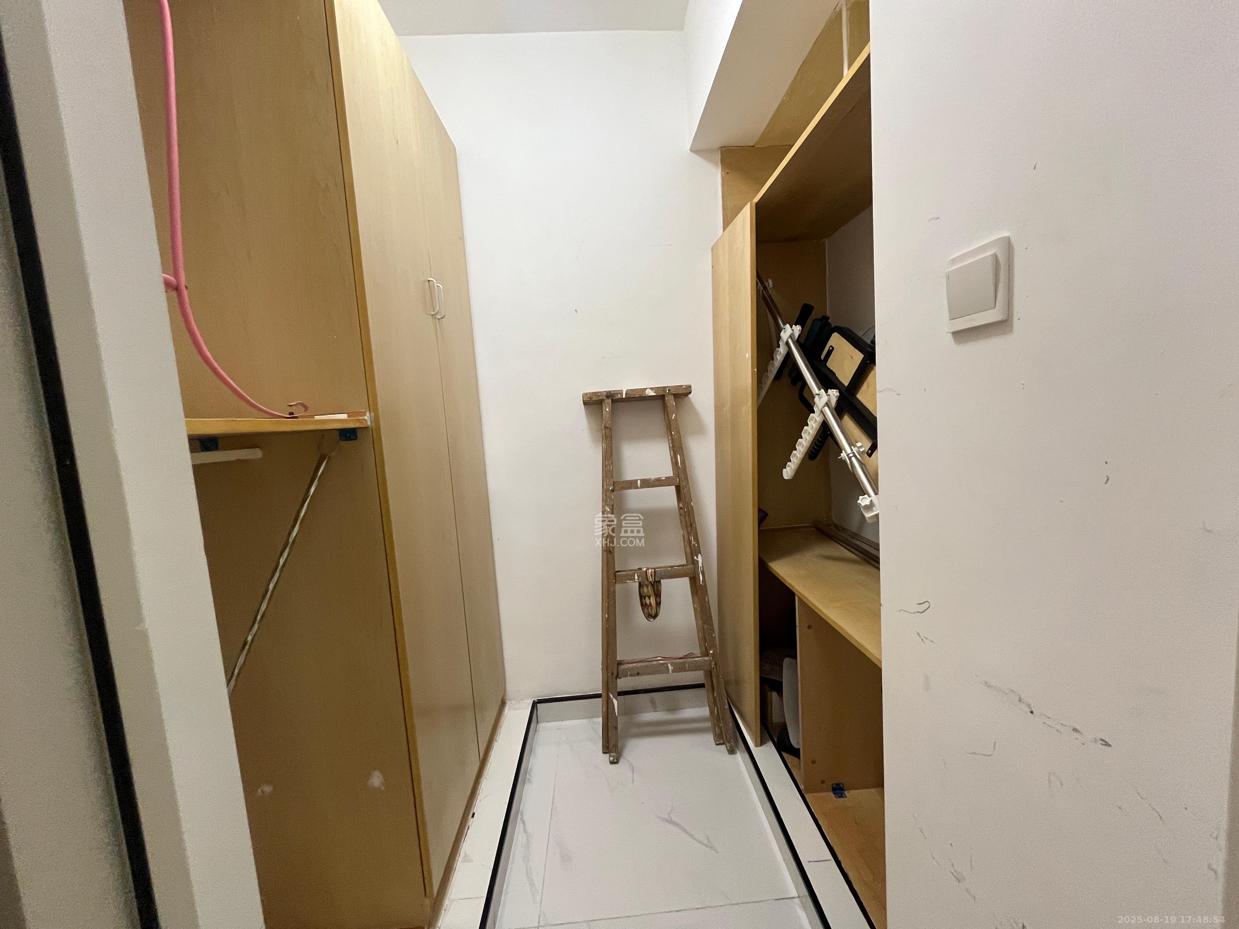 澳海谷山府 4室2厅3卫 2800.0元/月 澳海谷山府 4室2厅3卫 2800.0元/月室内图