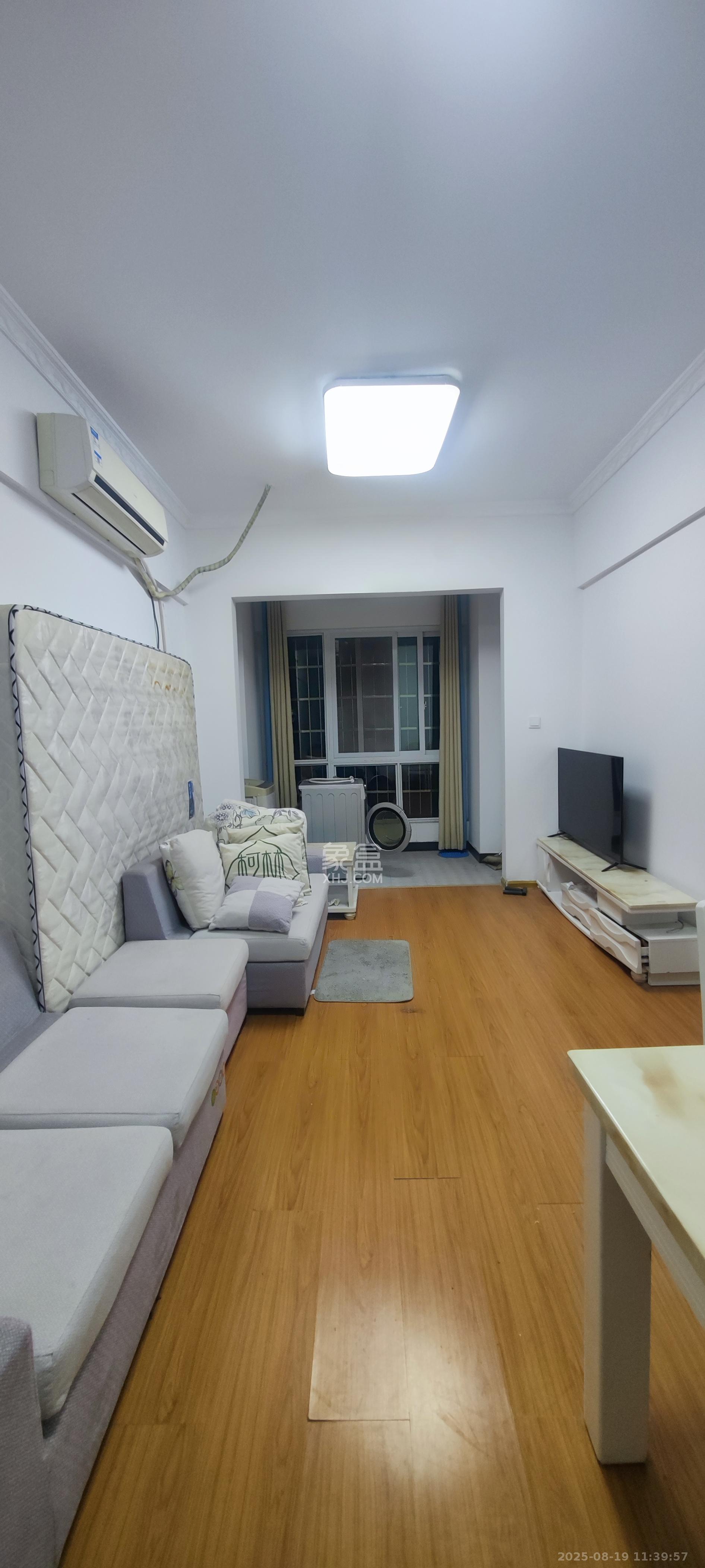 光明城市(星辰青年城) 2室2厅1卫 1900.0元/月 光明城市(星辰青年城) 2室2厅1卫 1900.0元/月室内图