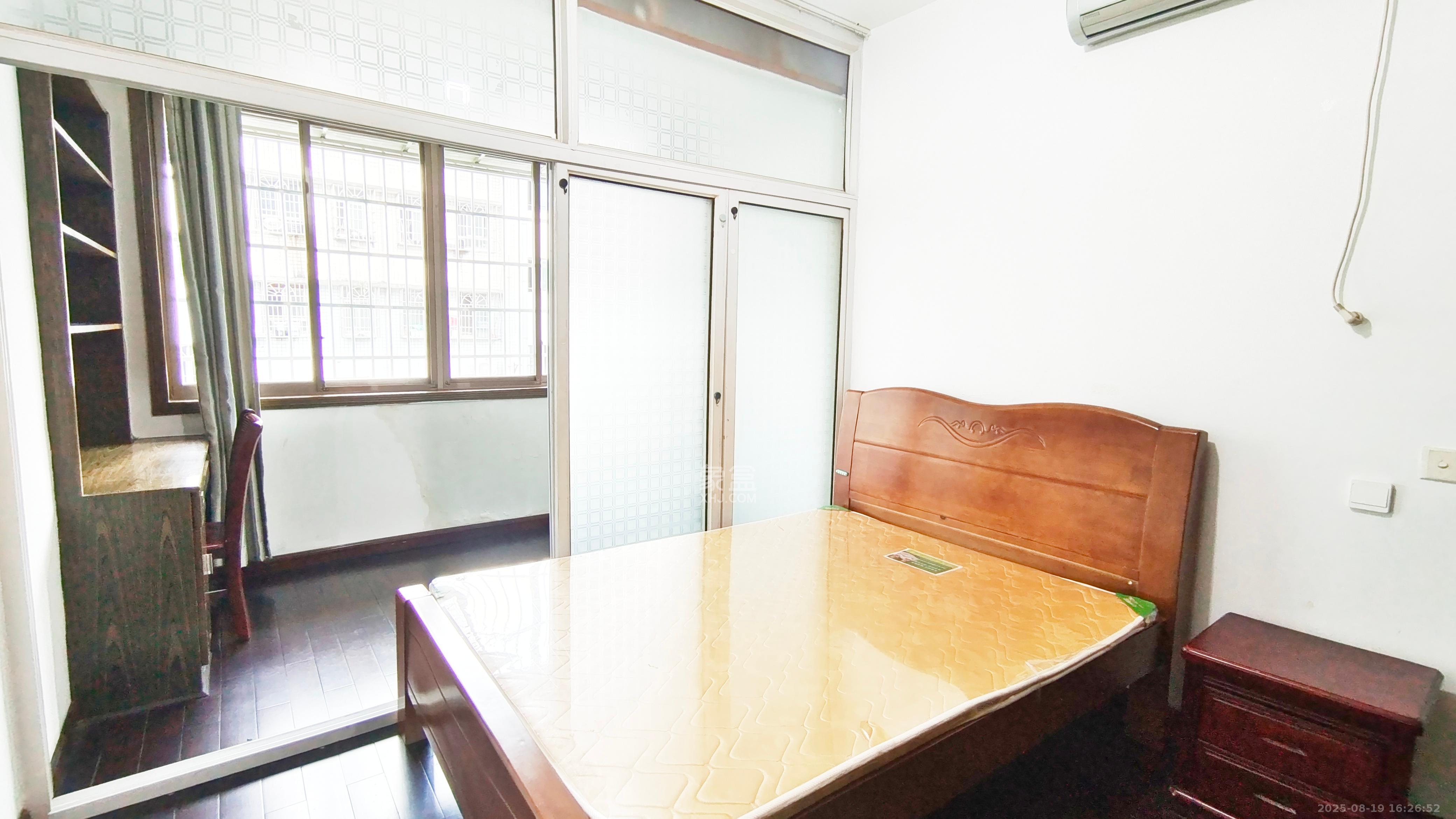 扬帆小区  2室1厅1卫   1500.00元/月室内图