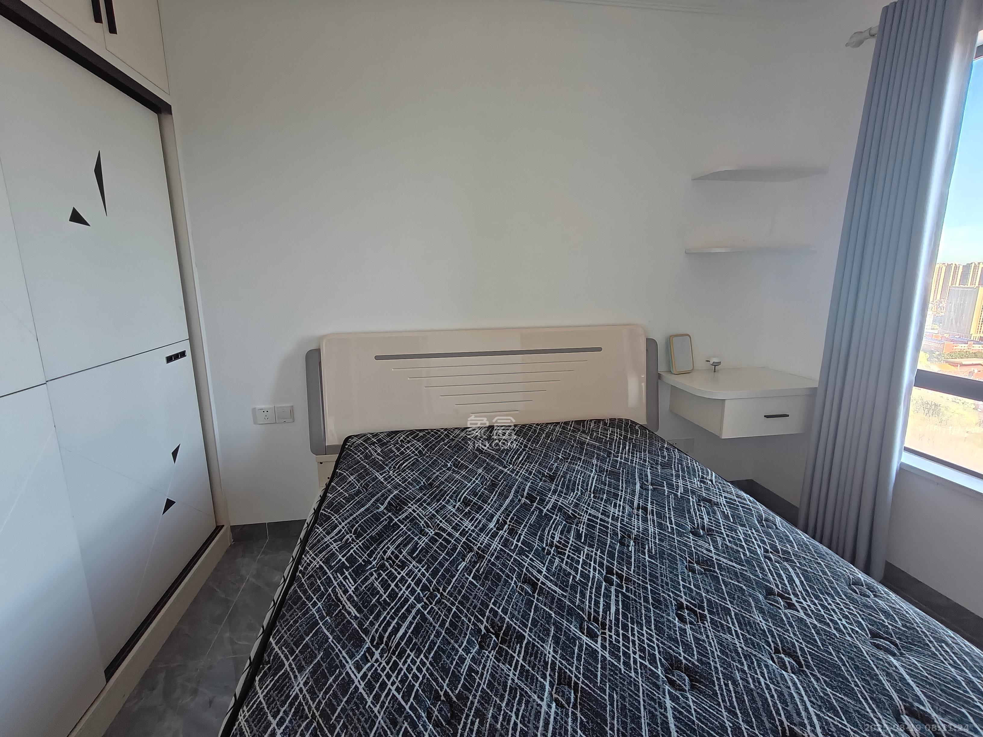 筑梦星园  1室1厅1卫    1800.0元/月室内图