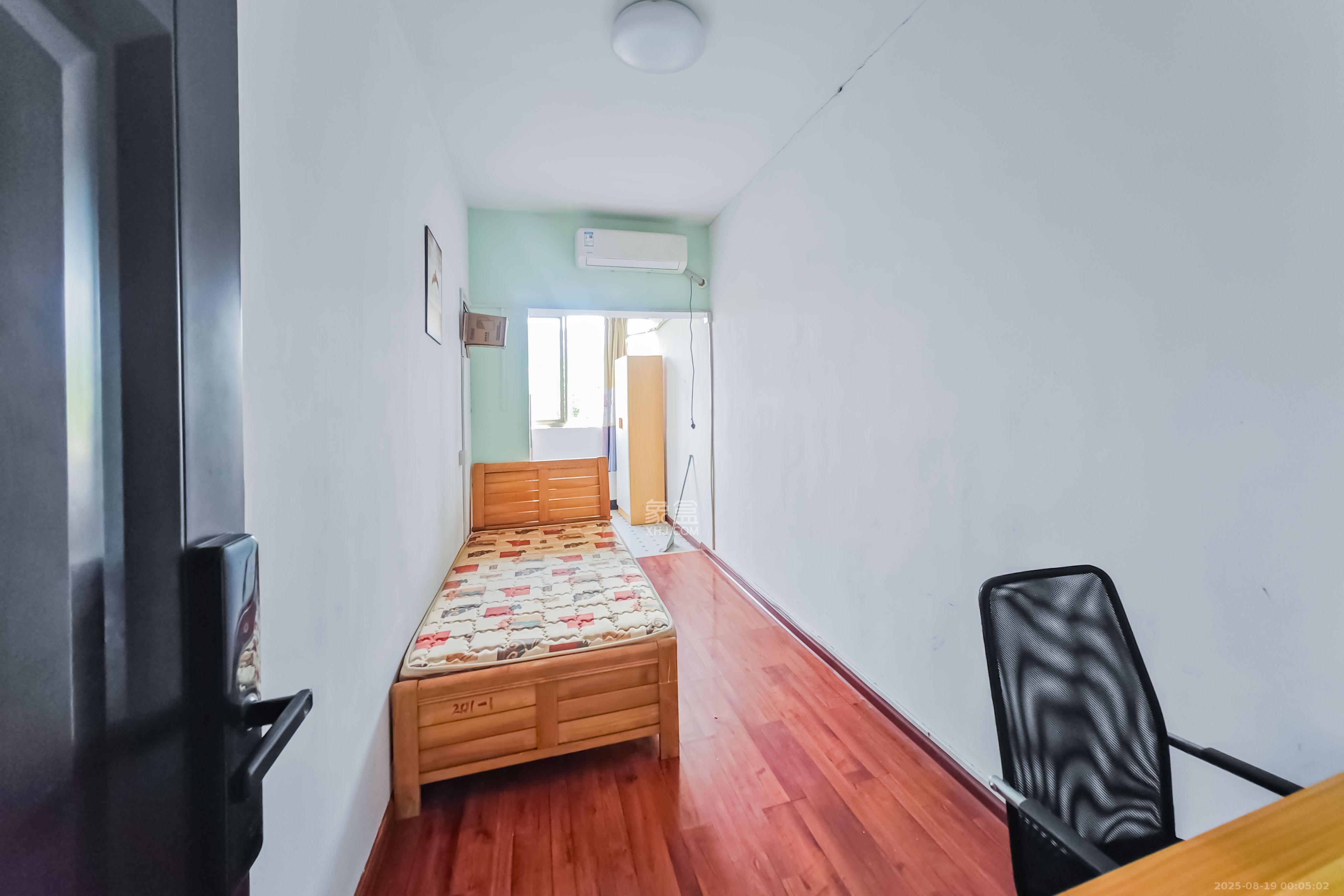 白沙湾嘉园  3室2厅2卫    88.0万 白沙湾嘉园  3室2厅2卫    88.0万卧室