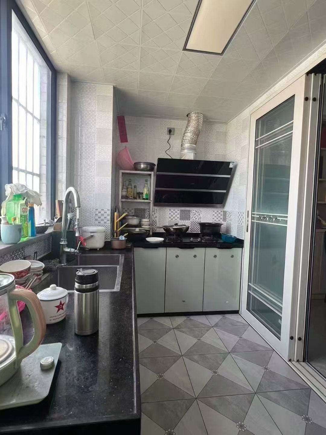 家顺花园  3室2厅2卫    116.0万 家顺花园  3室2厅2卫    116.0万室内图