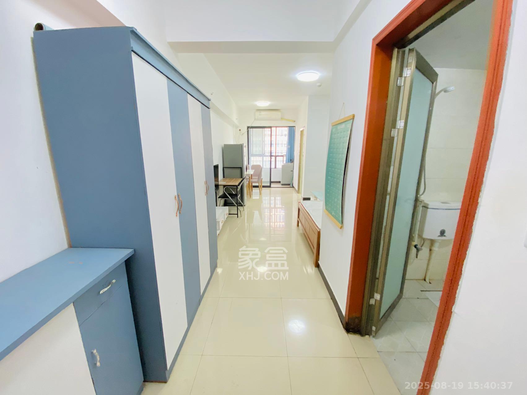 圭塘三小区 1室1厅1卫 1650.0元/月 圭塘三小区 1室1厅1卫 1650.0元/月室内图