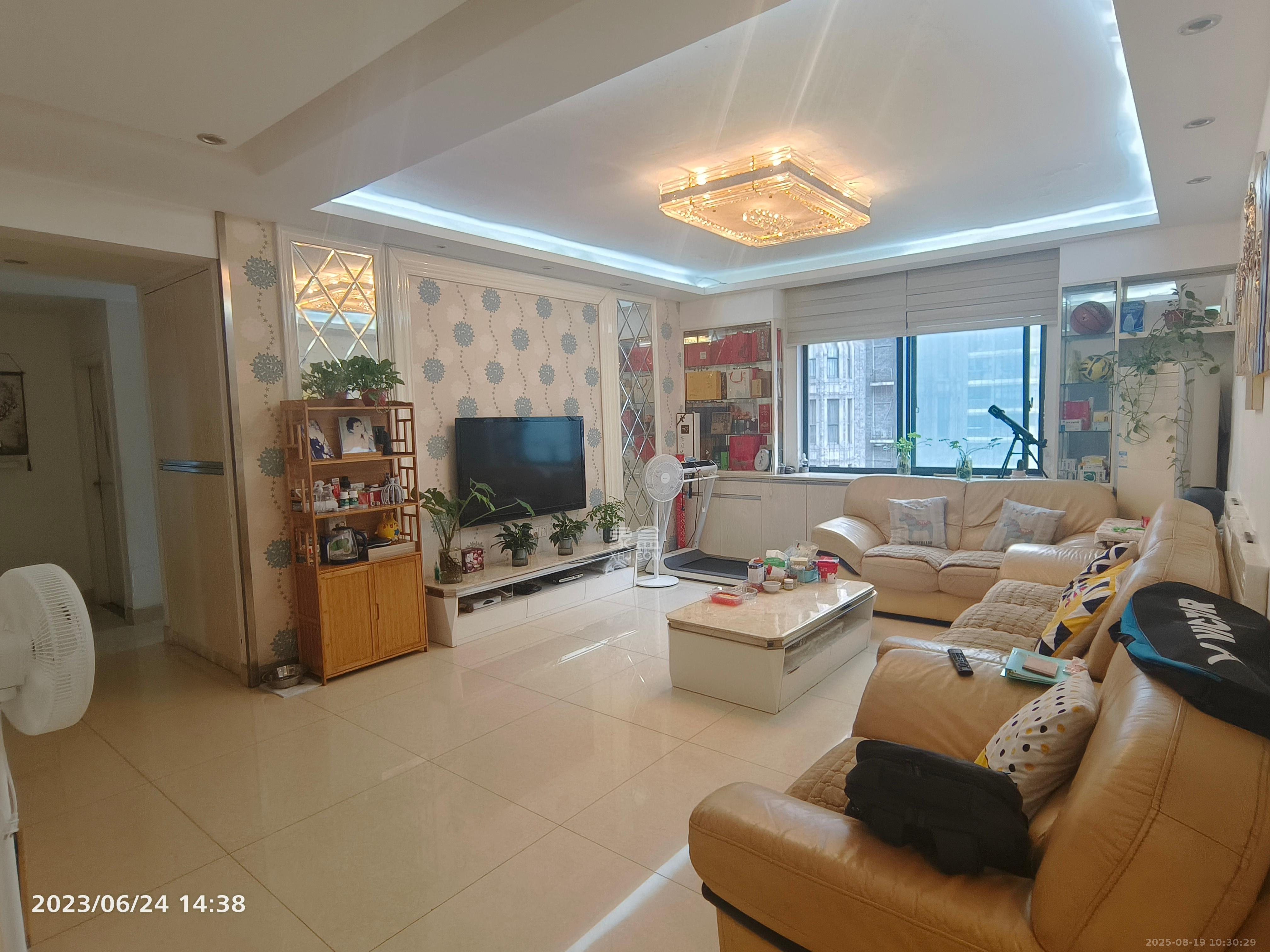 锦绣世纪  3室2厅2卫    3000.0元/月 锦绣世纪  3室2厅2卫    3000.0元/月室内图