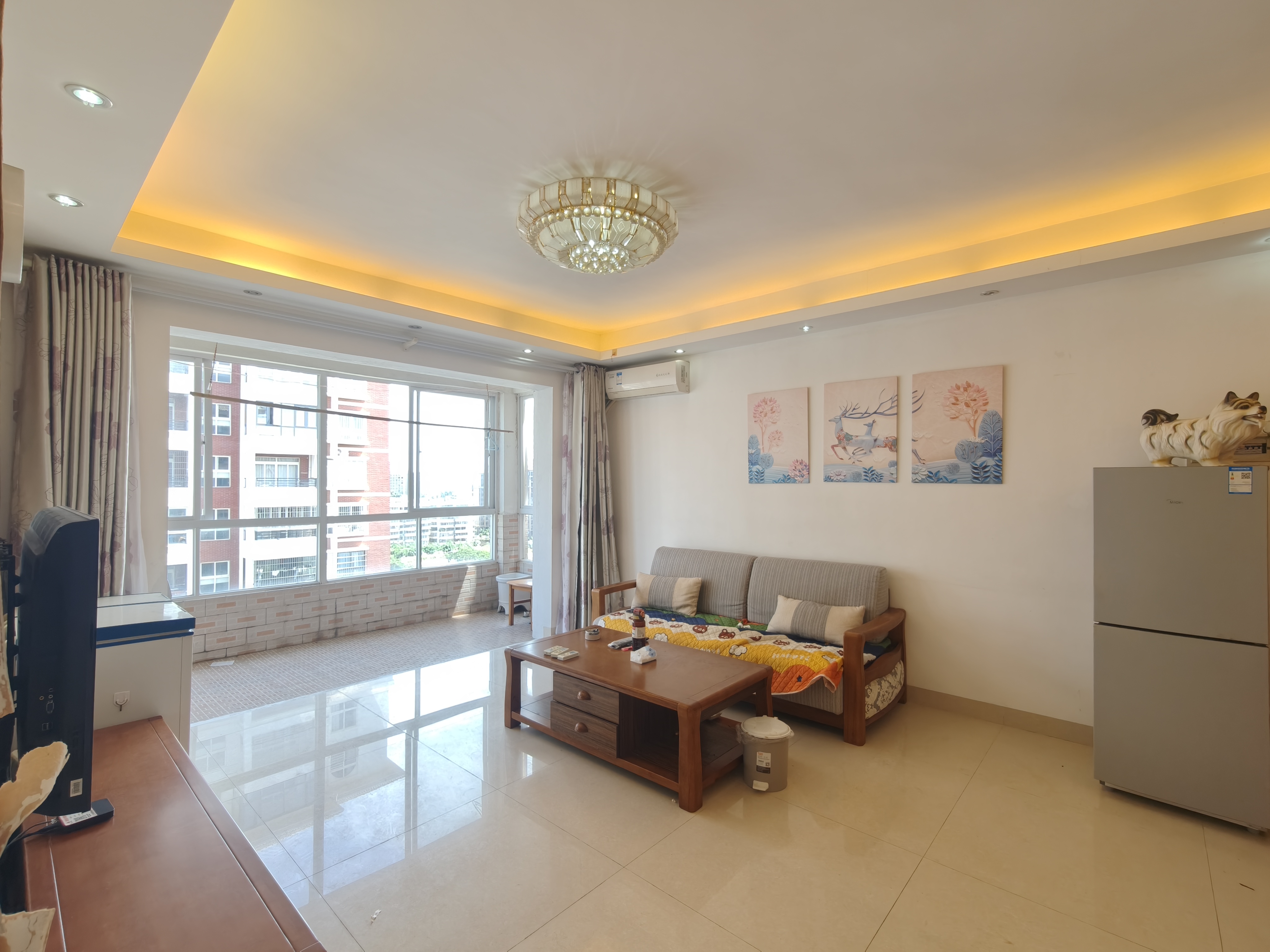 维多利亚花园 3室2厅2卫 3000.0元/月 维多利亚花园 3室2厅2卫 3000.0元/月室内图