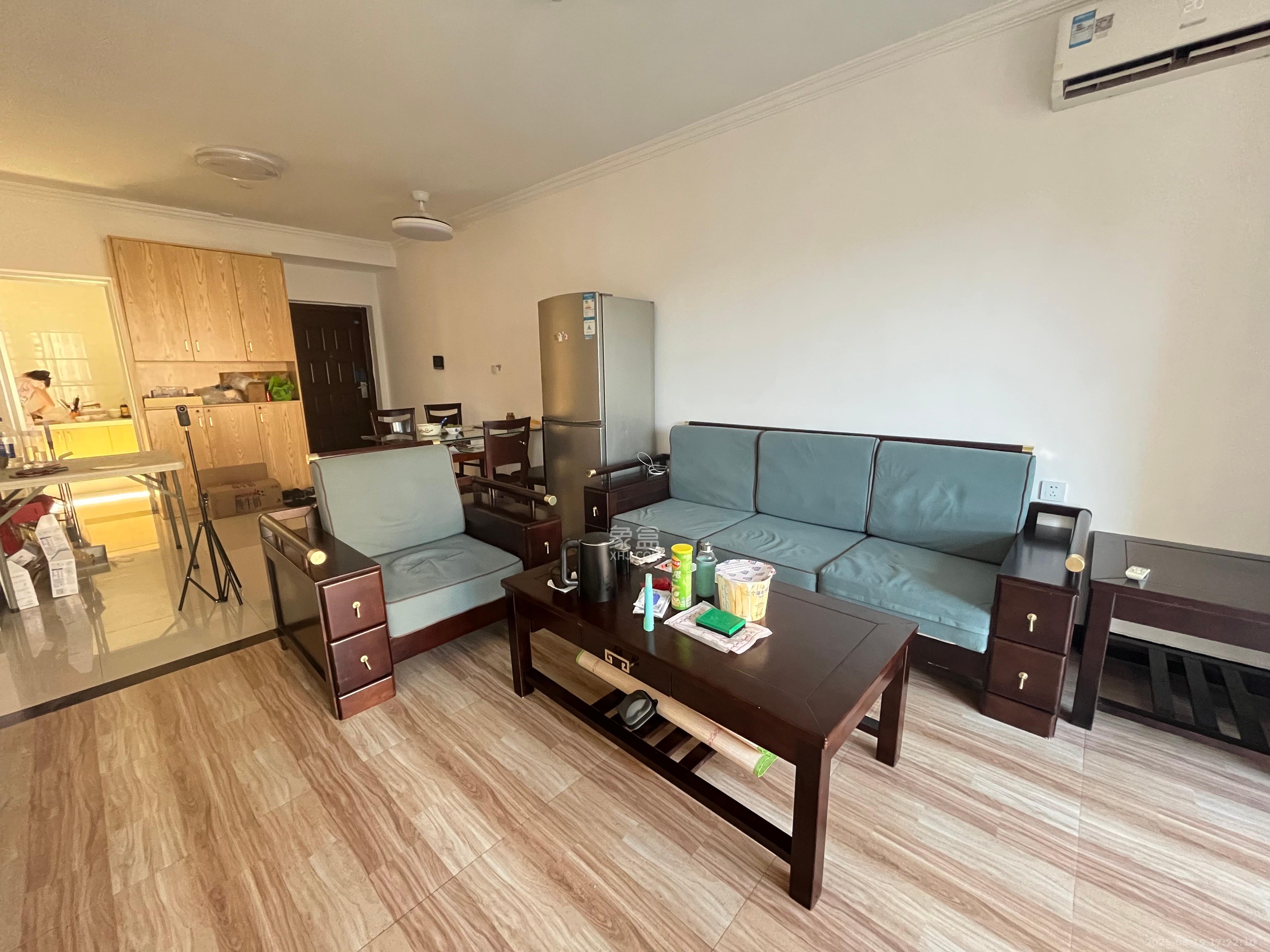 和泓梅溪四季 4室2厅1卫 2200.0元/月 和泓梅溪四季 4室2厅1卫 2200.0元/月室内图