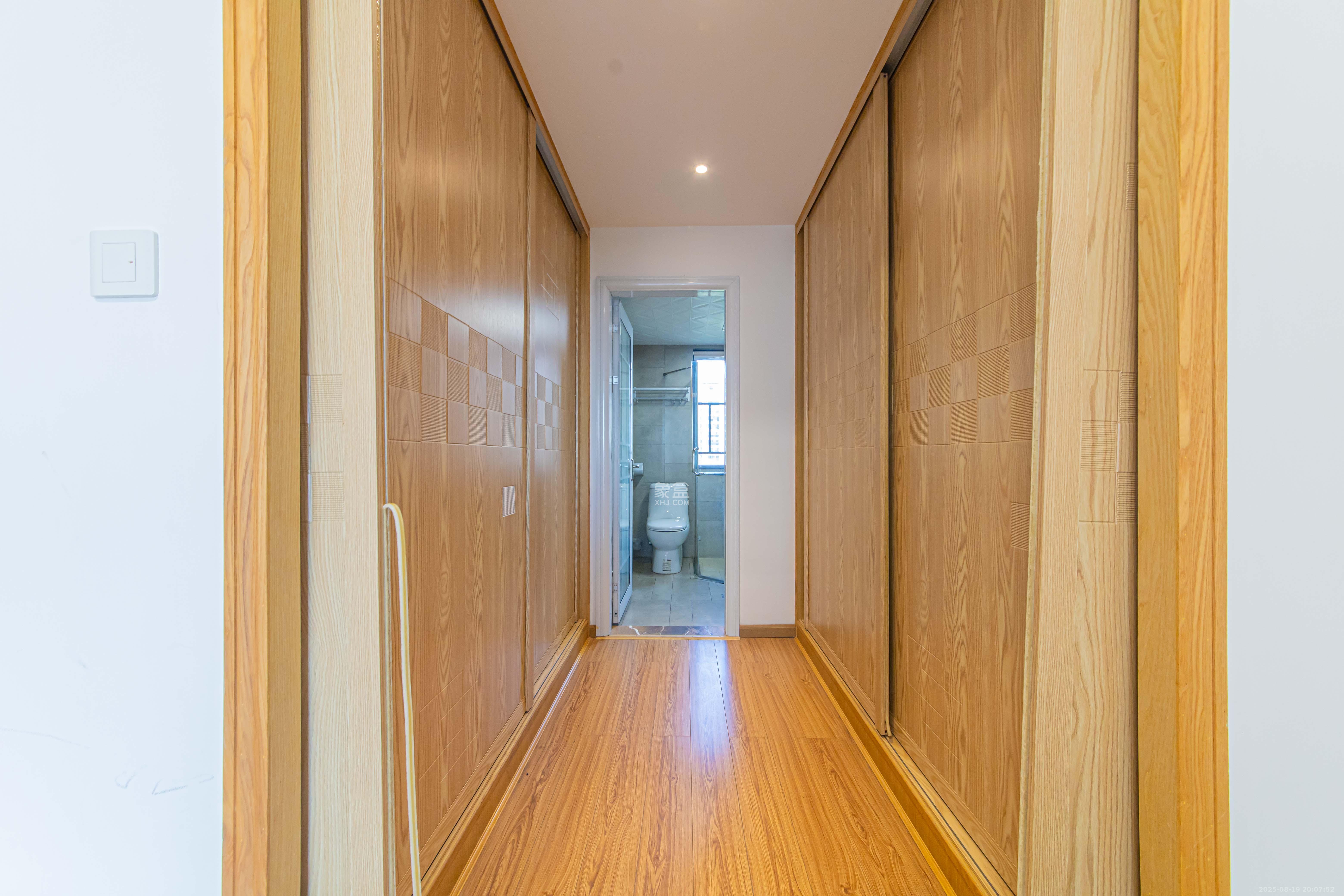 中建芙蓉嘉苑 3室2厅2卫 129.0万 中建芙蓉嘉苑 3室2厅2卫 129.0万卧室