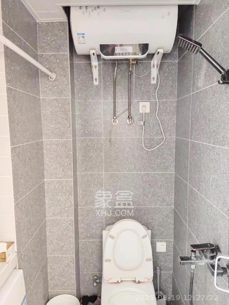 蓝光雍锦阁  1室1厅1卫   1600.00元/月室内图