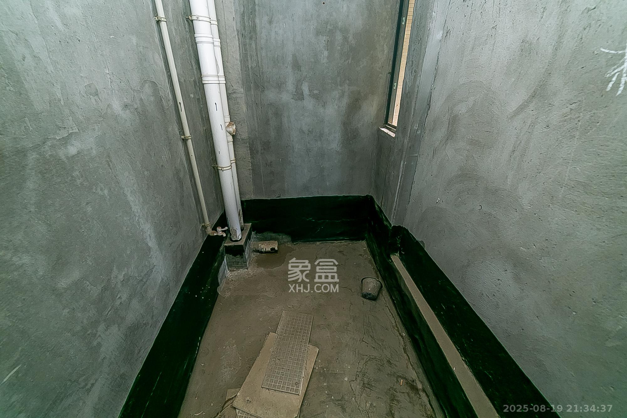 建发汇金国际  3室2厅2卫    139.8万 建发汇金国际  3室2厅2卫    139.8万卫生间