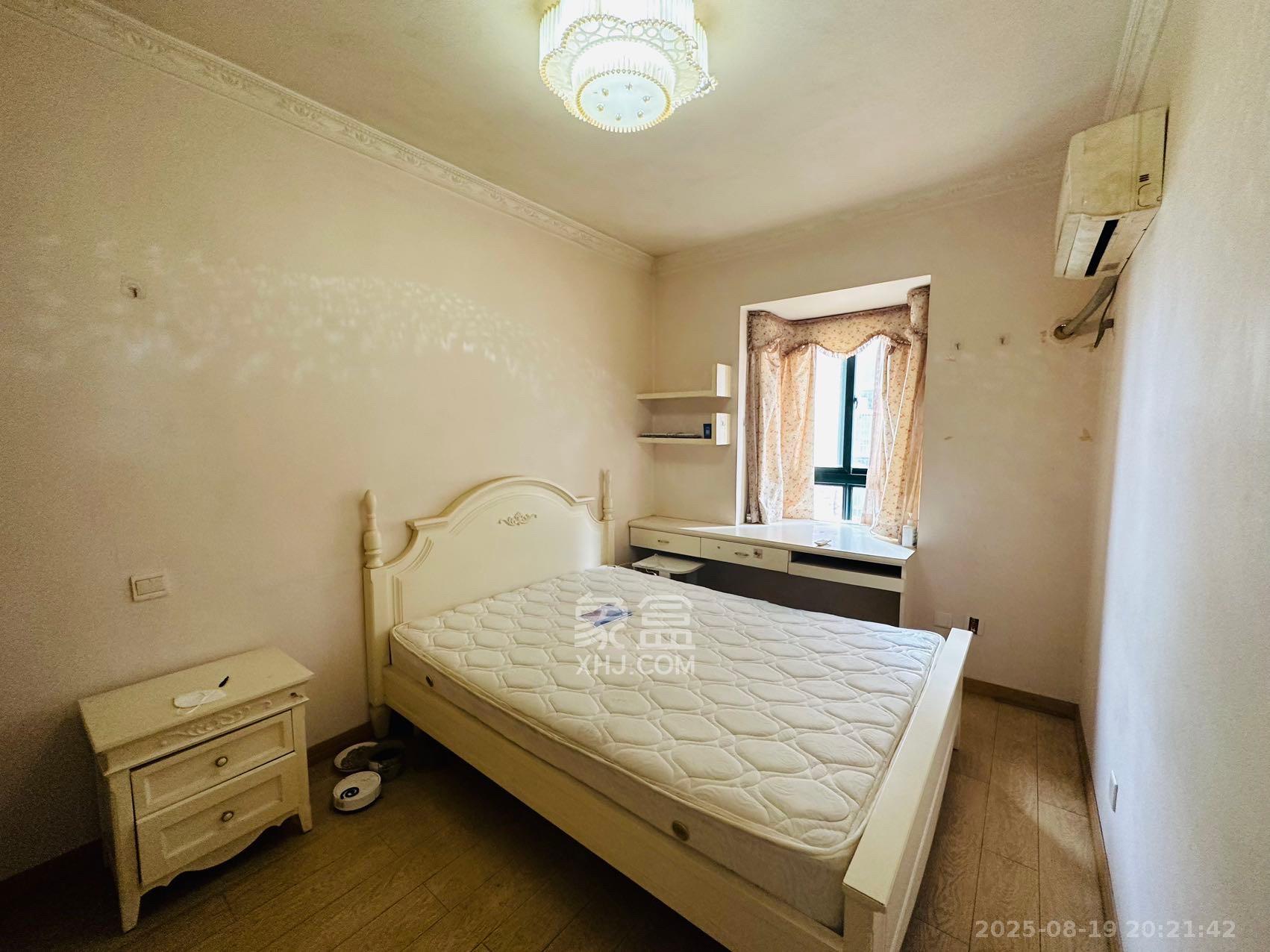 东玺门  2室1厅1卫    2500.0元/月 东玺门  2室1厅1卫    2500.0元/月室内图