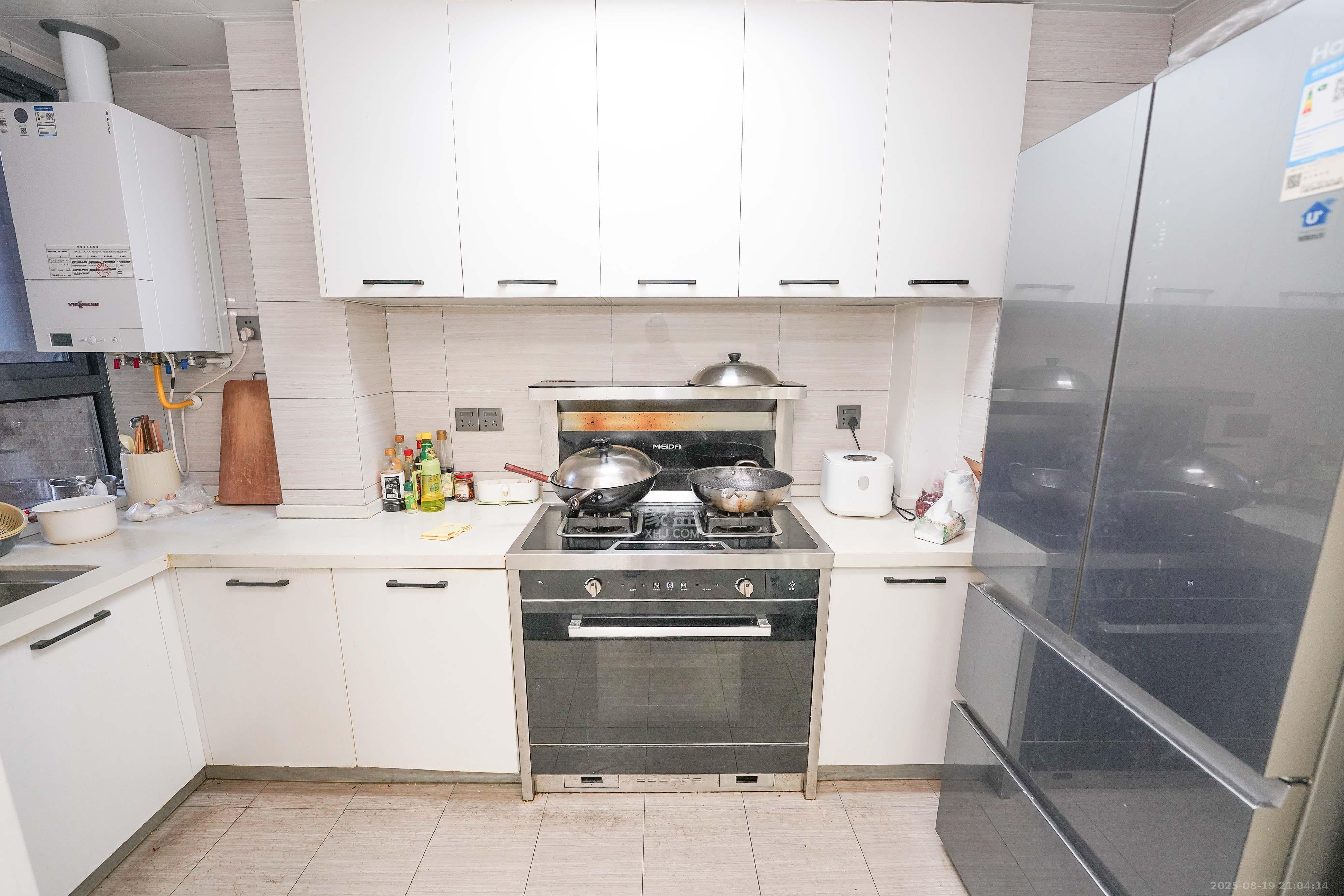 金谷豪庭 2室2厅1卫 52.8万 金谷豪庭 2室2厅1卫 52.8万厨房