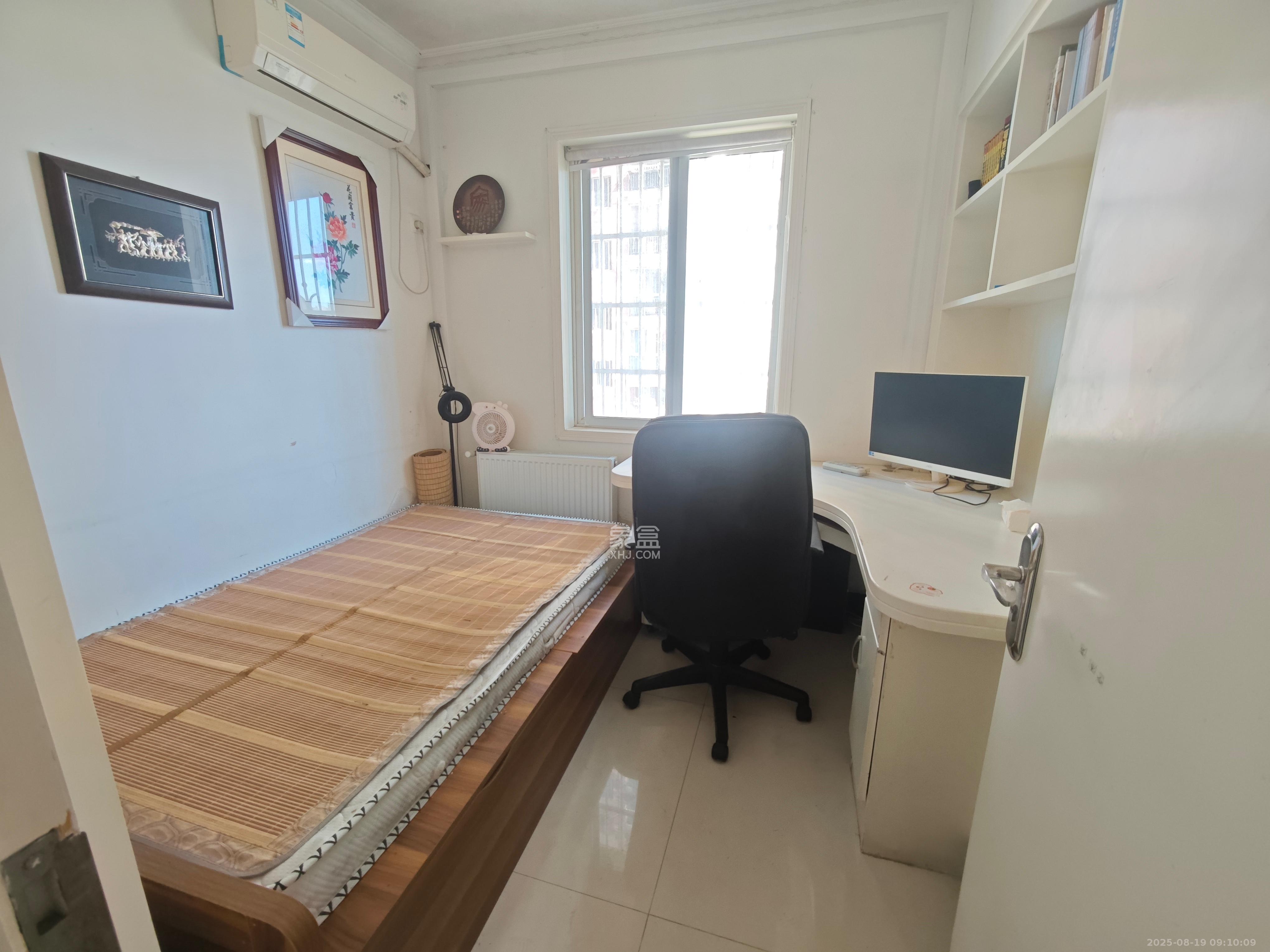 都江新城（都江新苑）  3室2厅2卫    3500.0元/月室内图