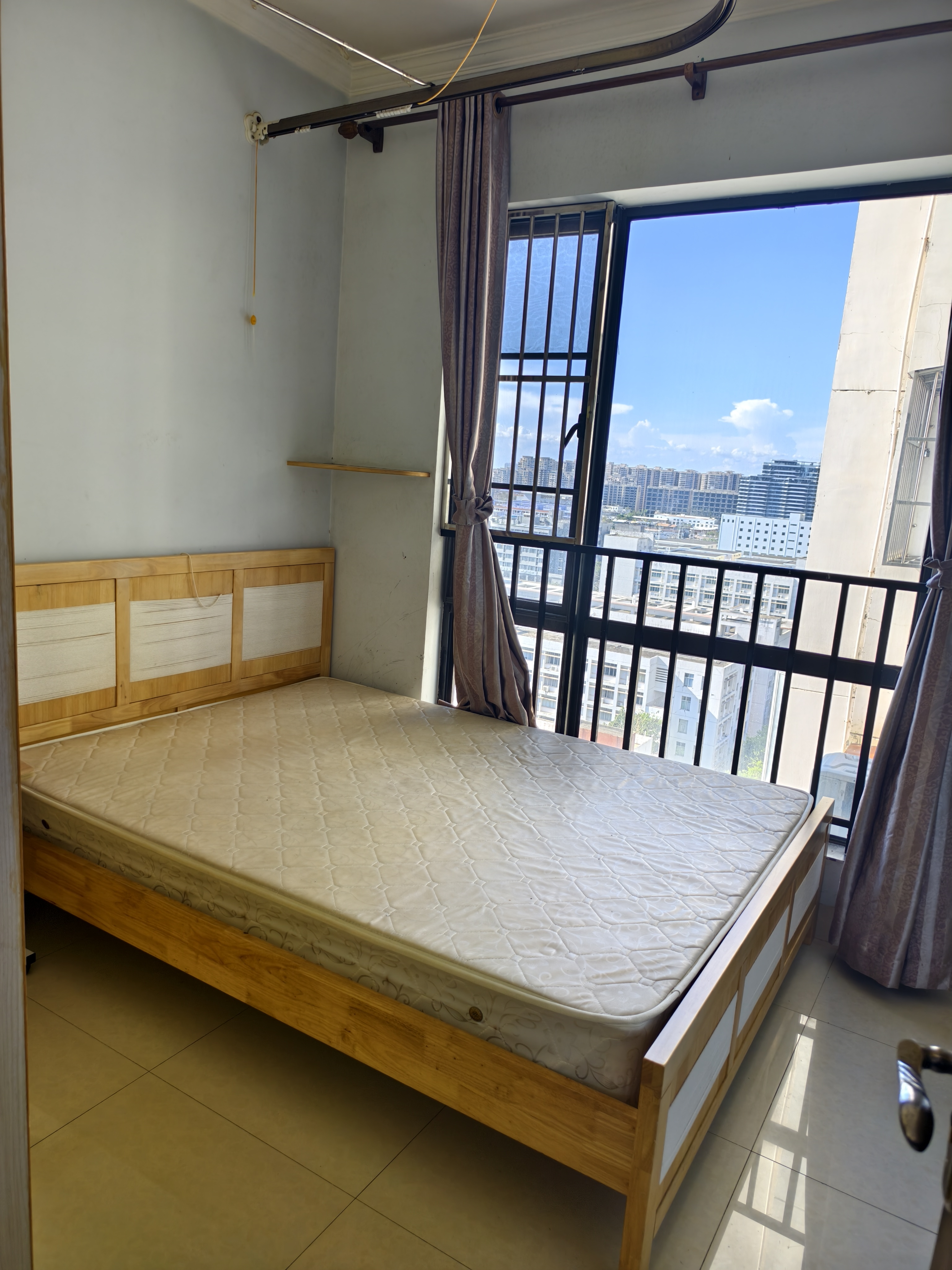 锦地翰城一期 4室2厅2卫 2600.0元/月 锦地翰城一期 4室2厅2卫 2600.0元/月室内图