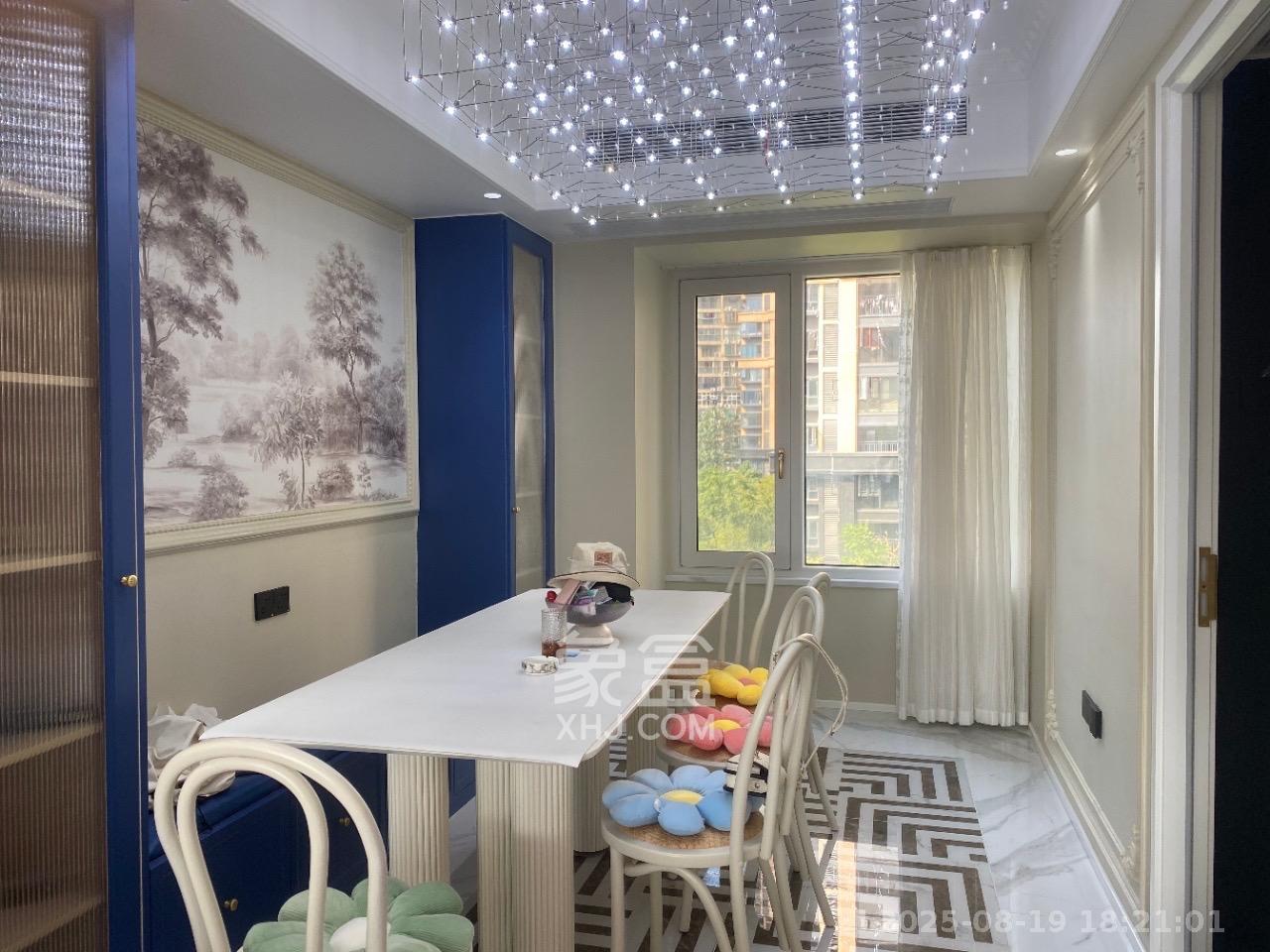 天健城 3室2厅2卫 8000.0元/月 天健城 3室2厅2卫 8000.0元/月室内图