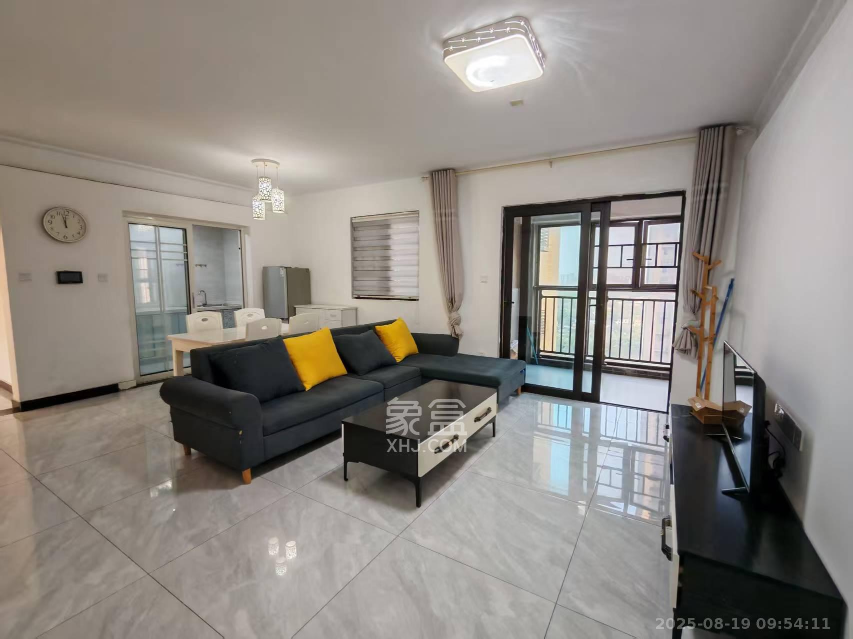 时代倾城三期  3室2厅2卫    1950.0元/月 时代倾城三期  3室2厅2卫    1950.0元/月