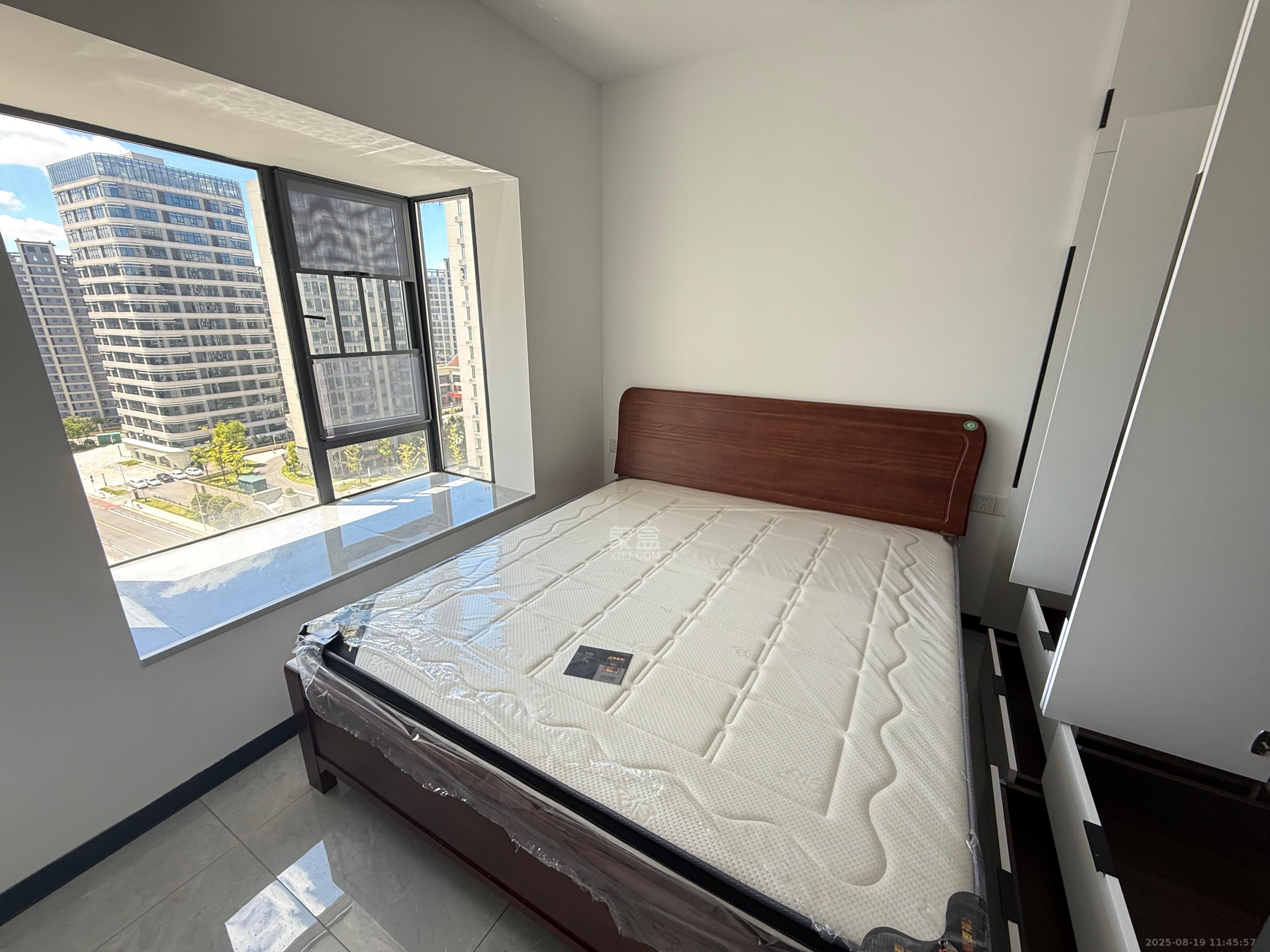 惟智园安置小区 1室0厅0卫 2600.0元/月 惟智园安置小区 1室0厅0卫 2600.0元/月室内图