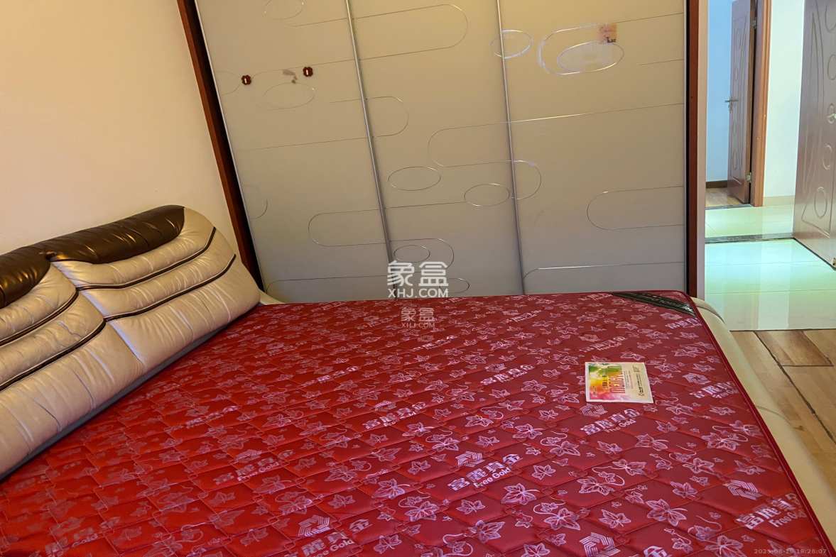 盛湘家园  3室2厅2卫    2200.0元/月 盛湘家园  3室2厅2卫    2200.0元/月室内图