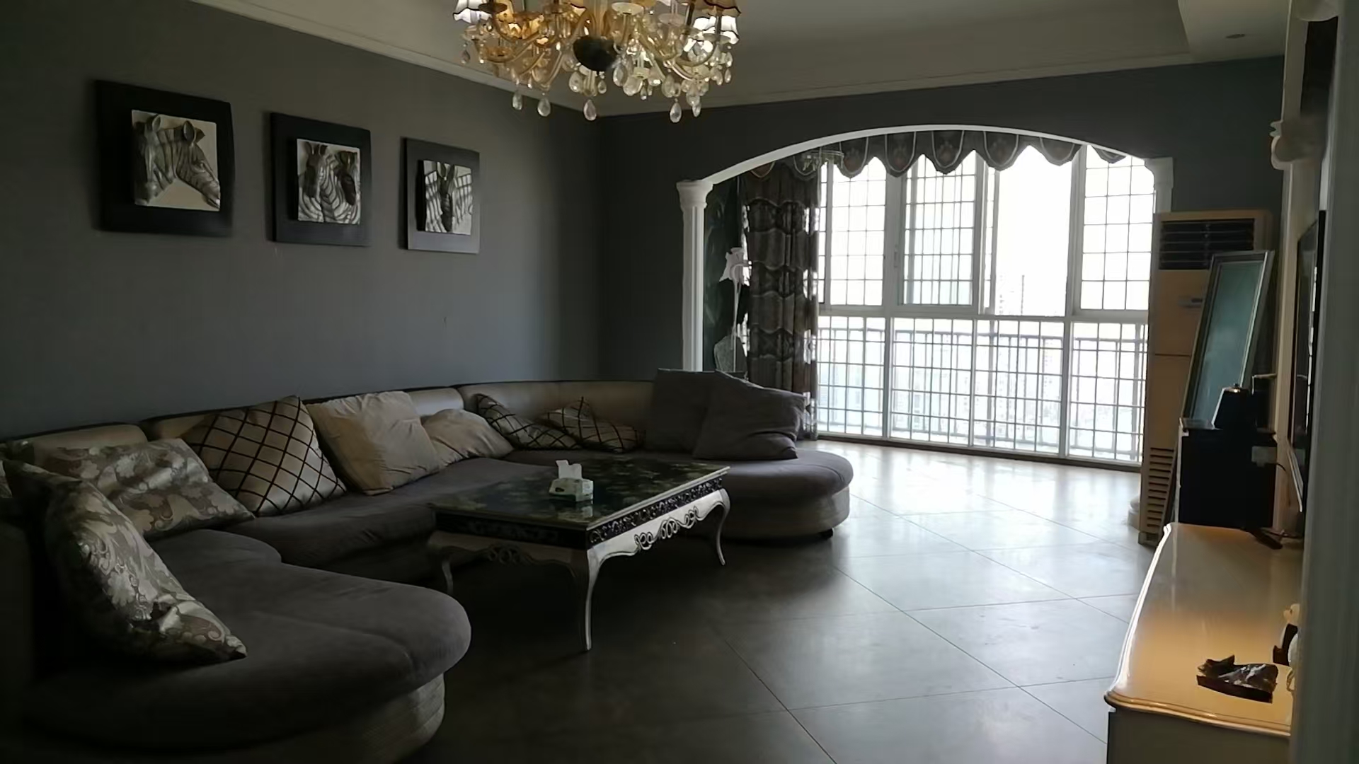 明兴花苑 3室2厅2卫 2400.0元/月 明兴花苑 3室2厅2卫 2400.0元/月室内图