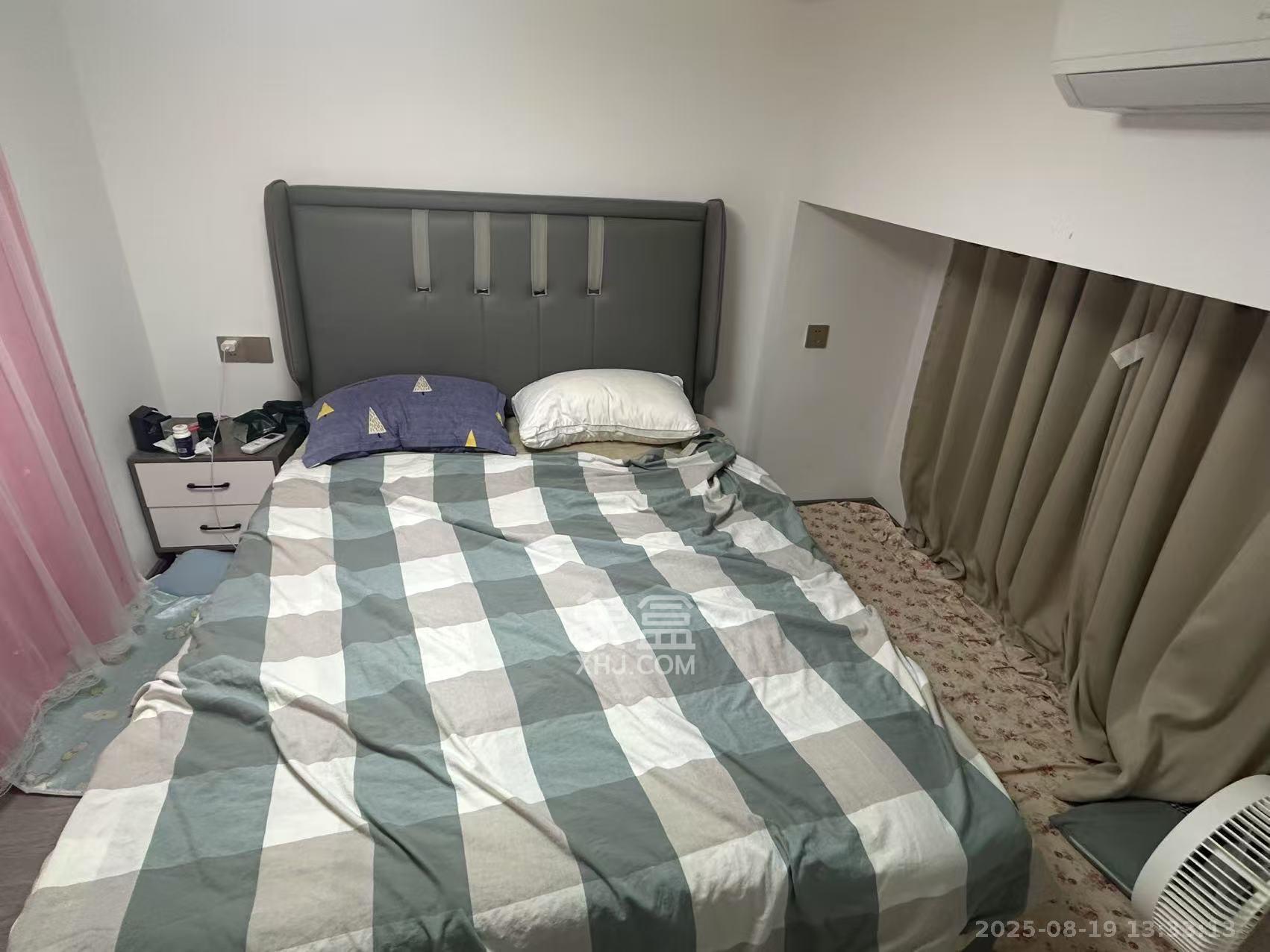 碧桂园翘楚棠  2室2厅1卫   1500.00元/月室内图