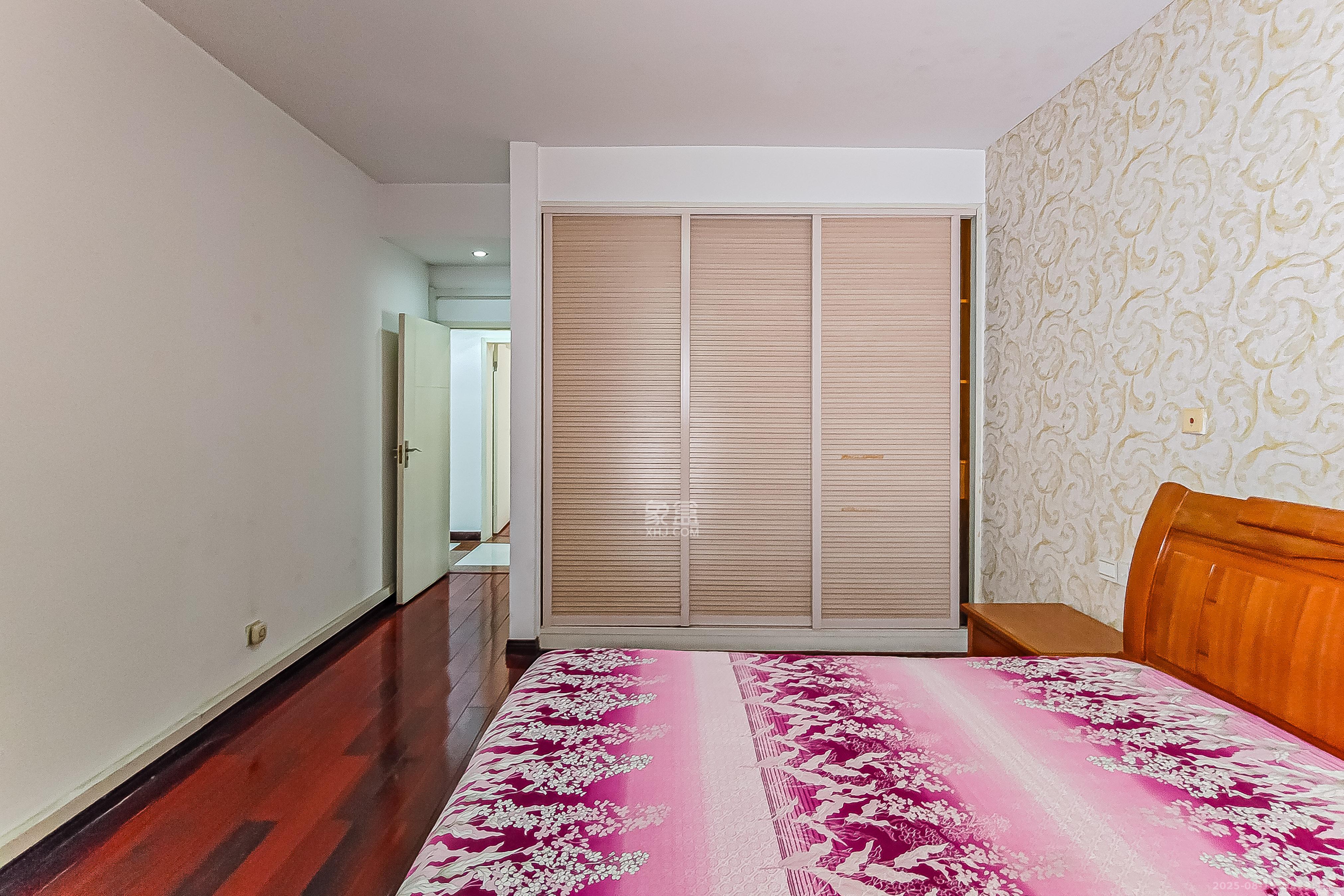 书院观邸 3室2厅2卫 139.0万 书院观邸 3室2厅2卫 139.0万卧室