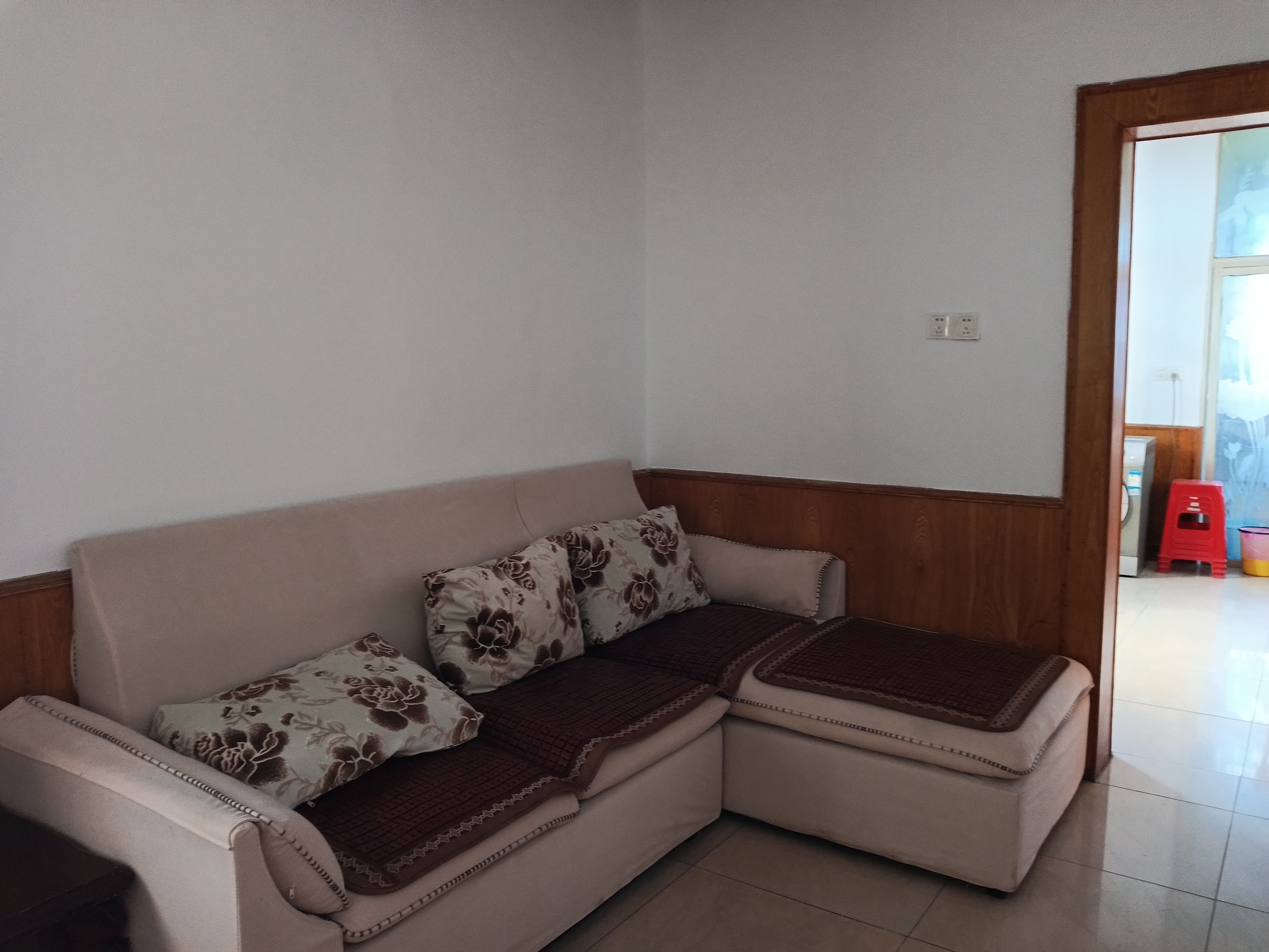 西湖一村 2室1厅1卫 1000.0元/月 西湖一村 2室1厅1卫 1000.0元/月室内图