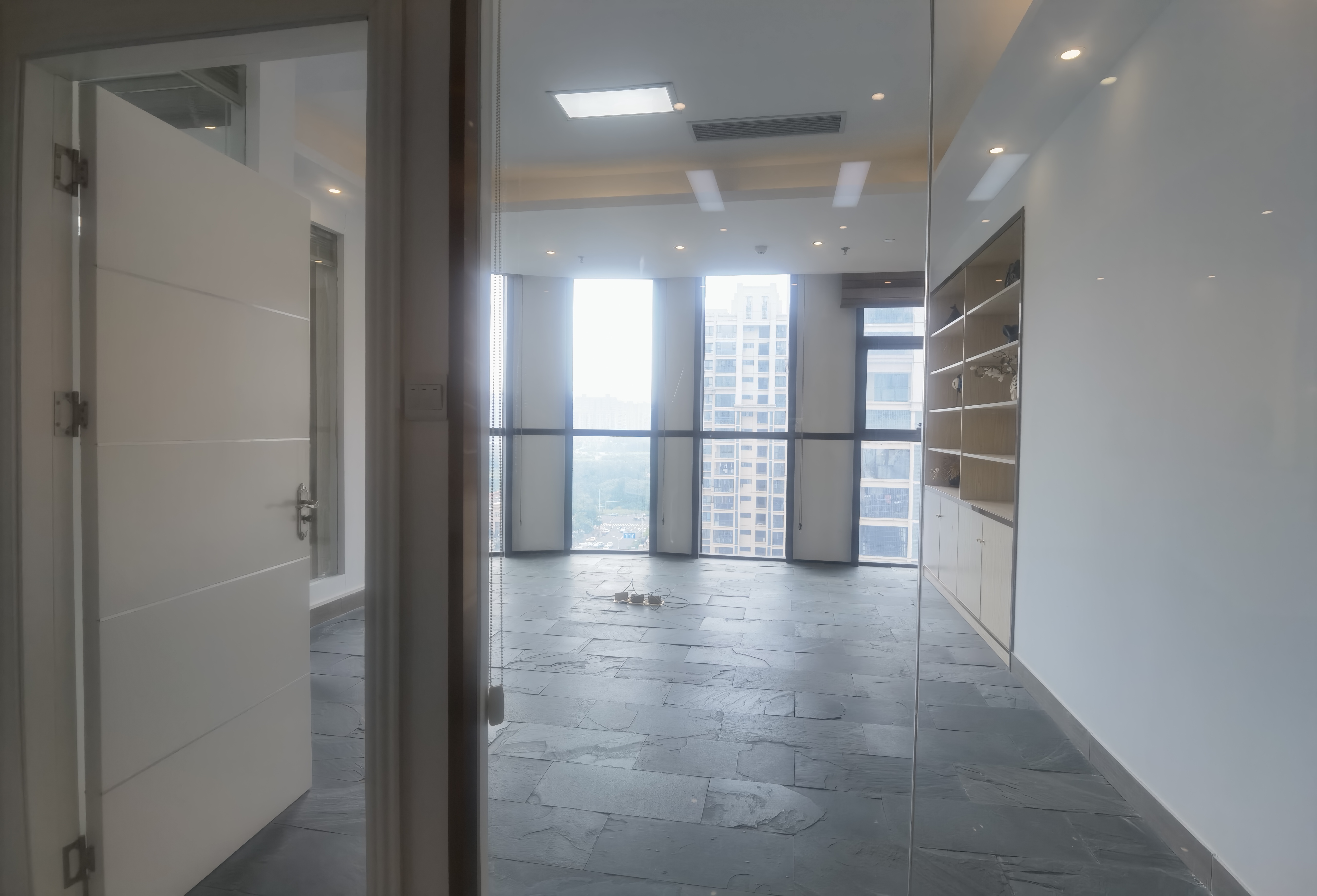 喜盈门（海口）建材家居生活广场  2室2厅1卫   17000.00元/月室内图