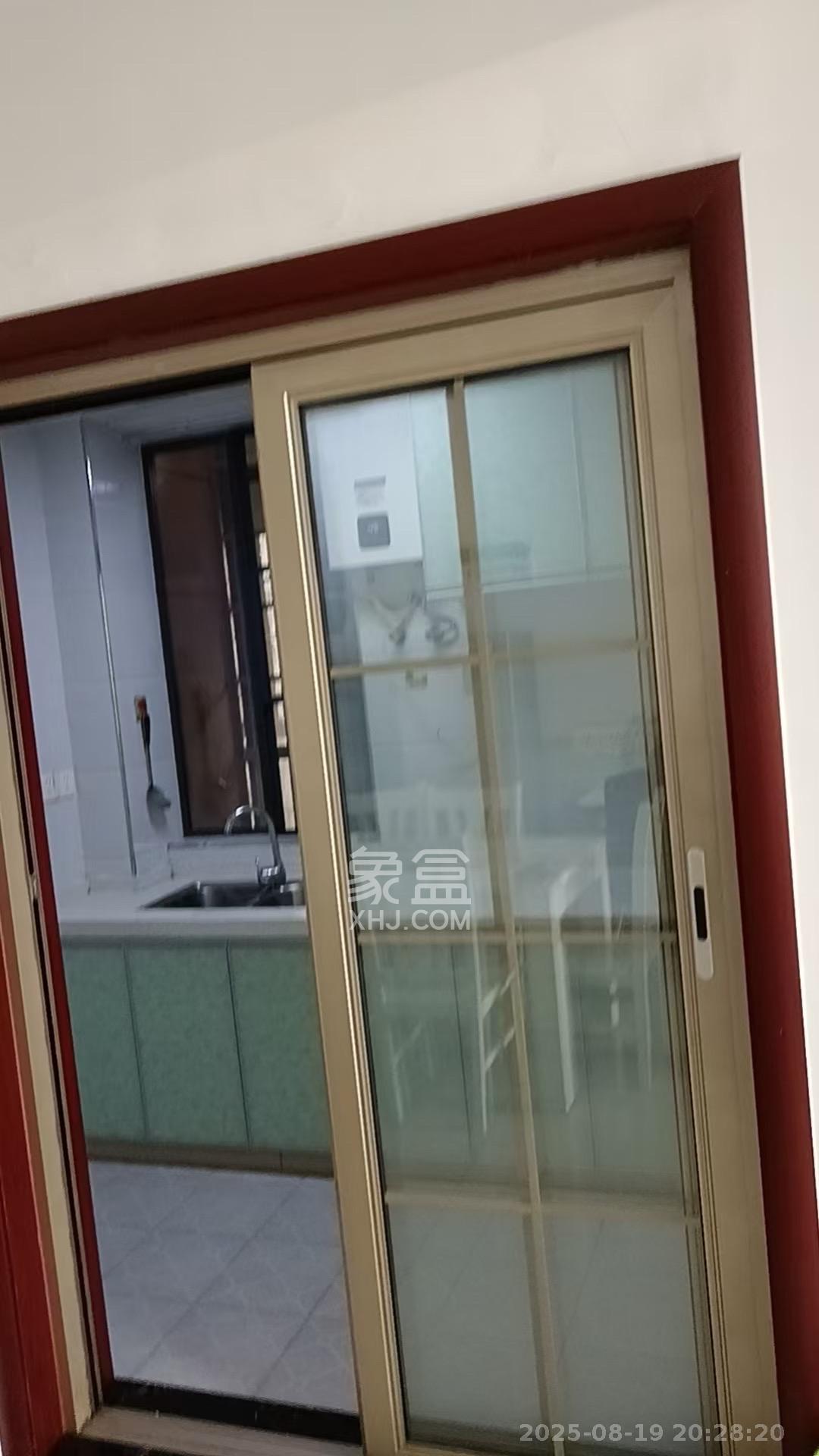 岳华新苑  2室2厅1卫   2200.00元/月室内图