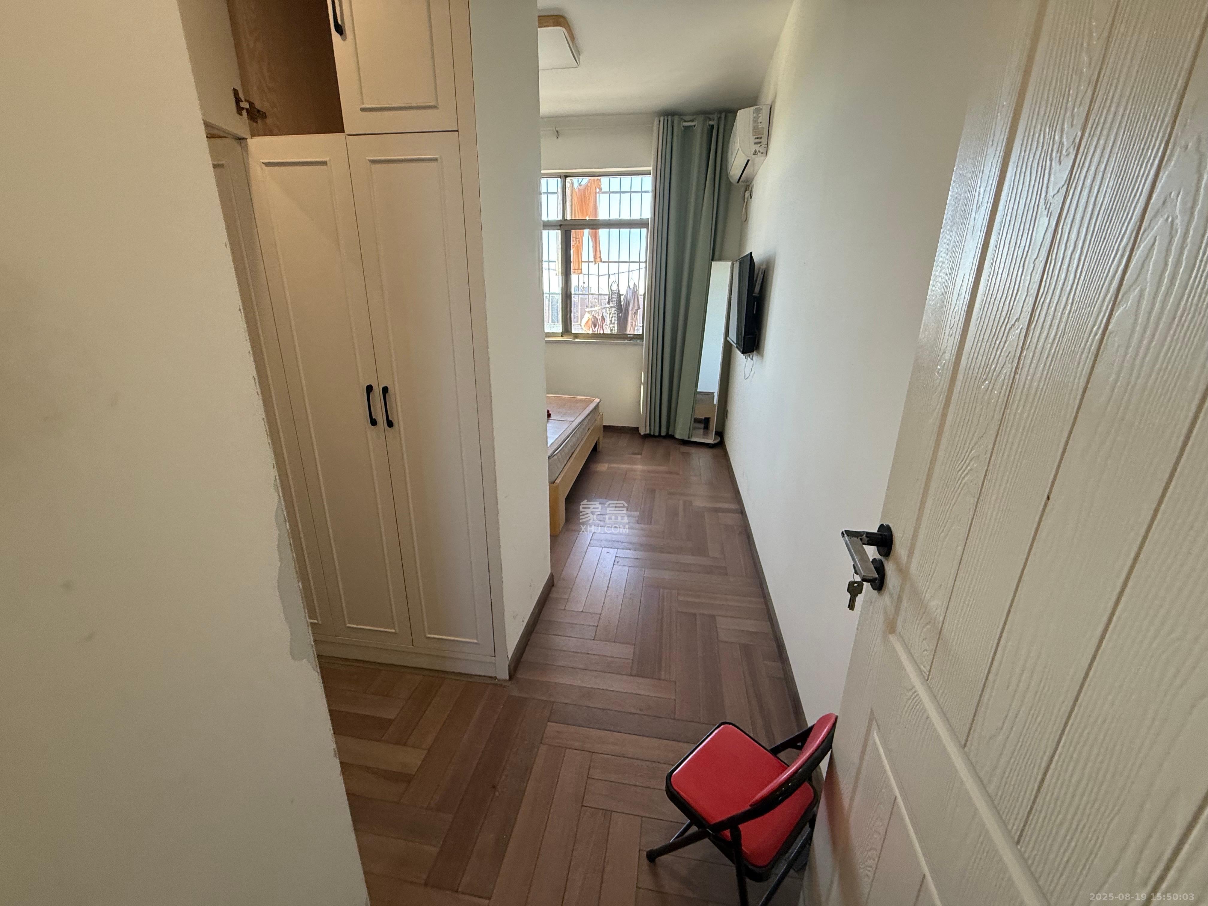 金桂小区一期 3室2厅2卫 2900.0元/月 金桂小区一期 3室2厅2卫 2900.0元/月室内图