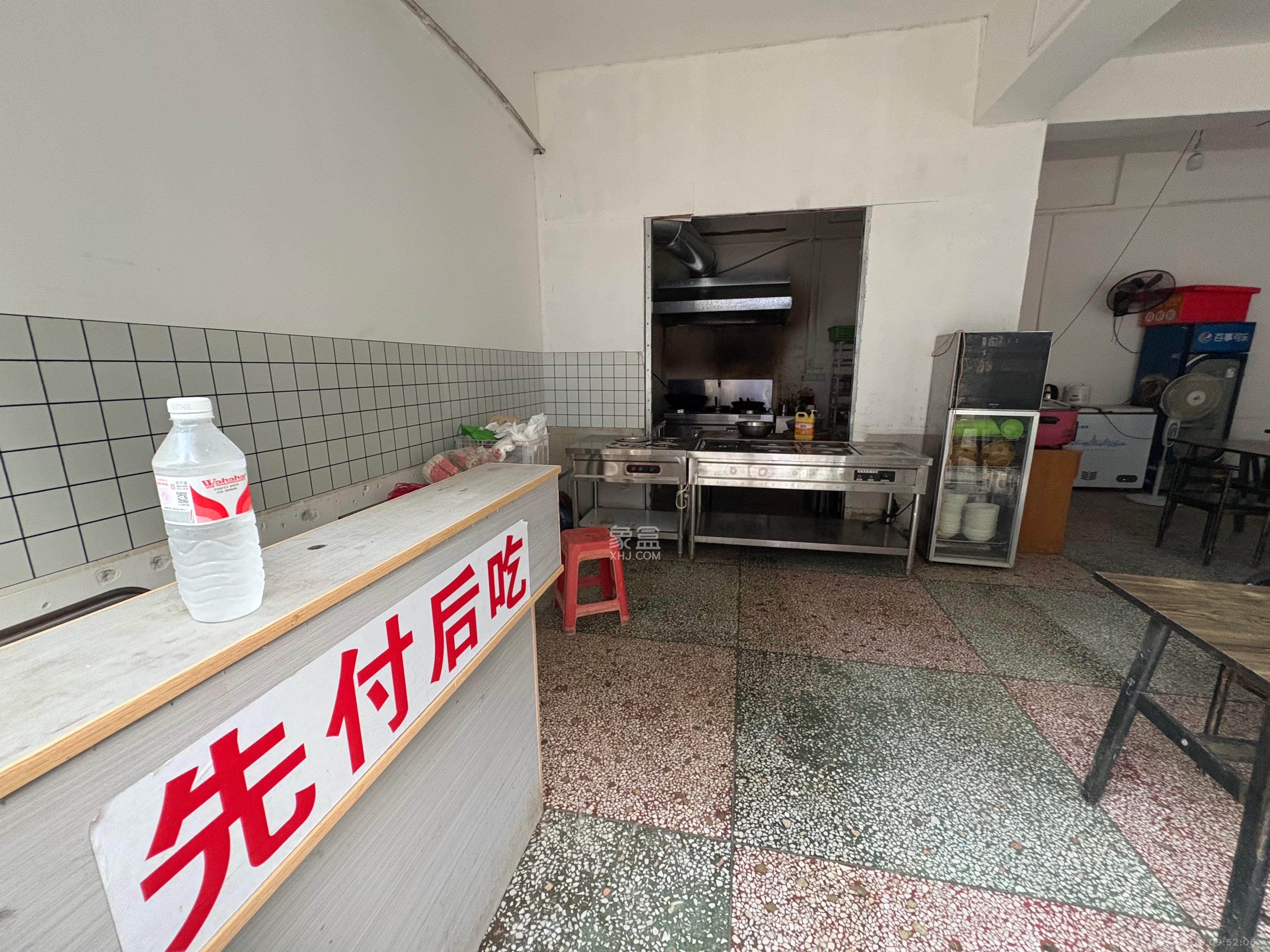 兴联母山小区   70.0㎡     2800.00元/月室内图