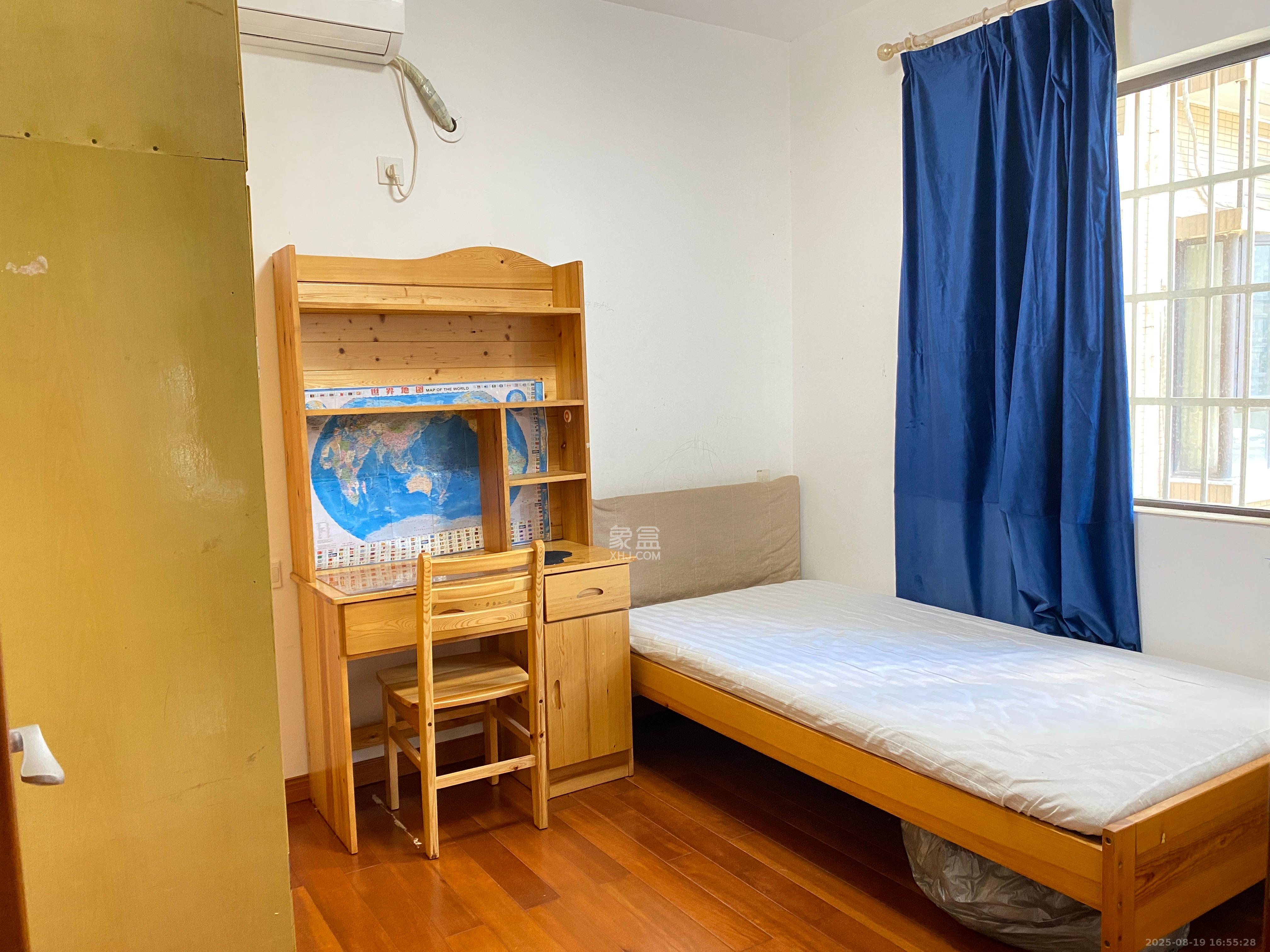 钰龙天下二期(钰龙佳园) 3室2厅1卫 2200.0元/月 钰龙天下二期(钰龙佳园) 3室2厅1卫 2200.0元/月室内图