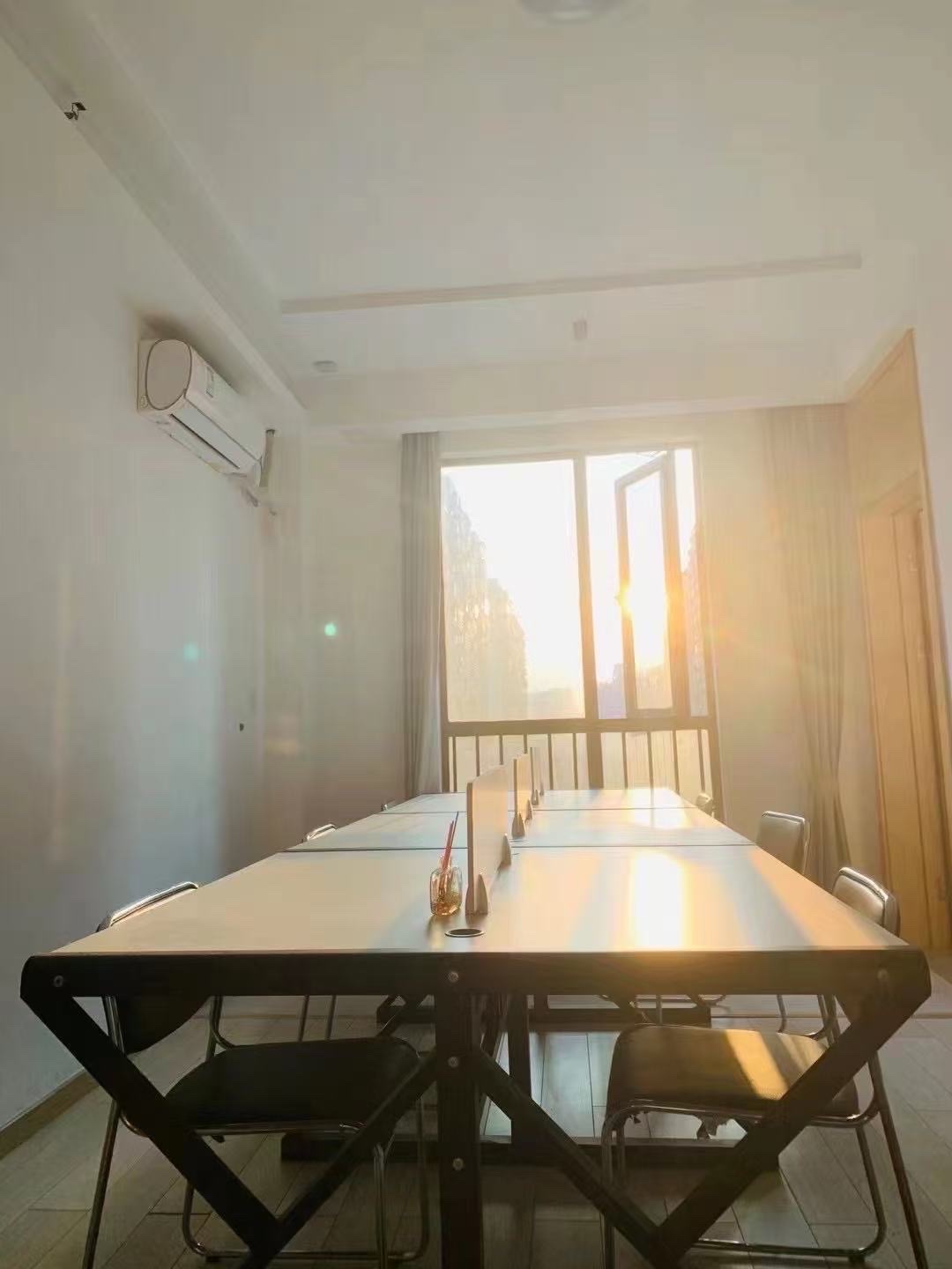 启迪协信中心 2室2厅1卫 2600.0元/月 启迪协信中心 2室2厅1卫 2600.0元/月户型图