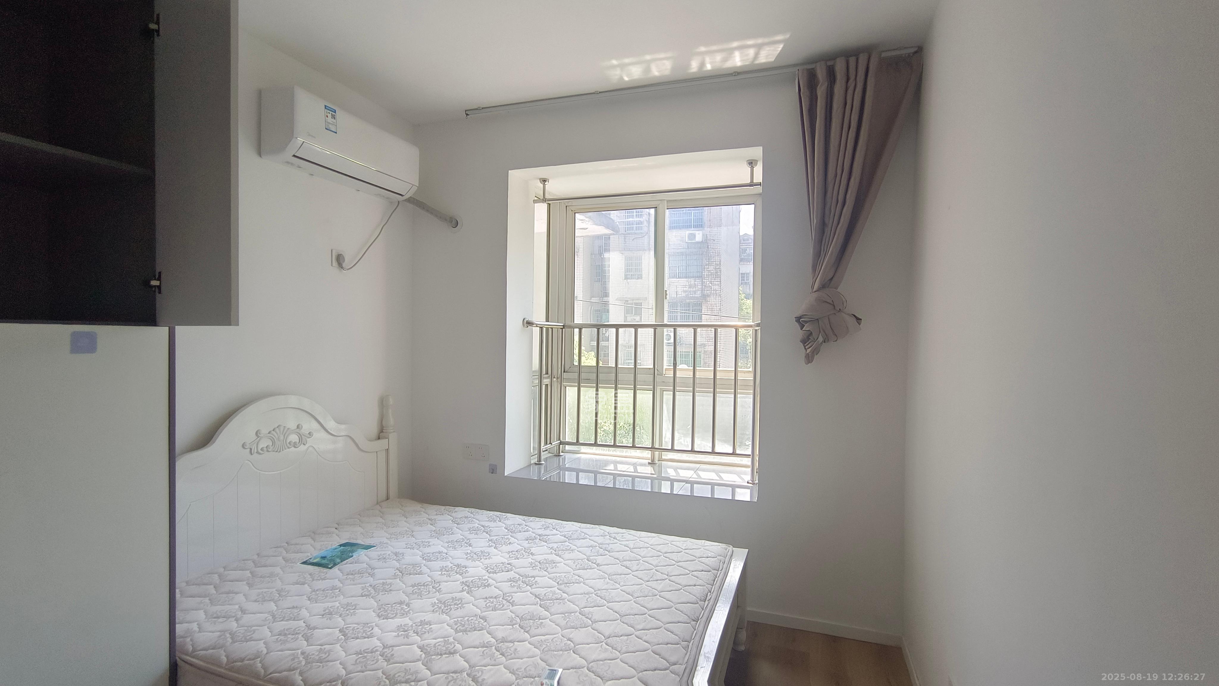 恒鑫澜北湾  6室0厅4卫    3800.0元/月 恒鑫澜北湾  6室0厅4卫    3800.0元/月