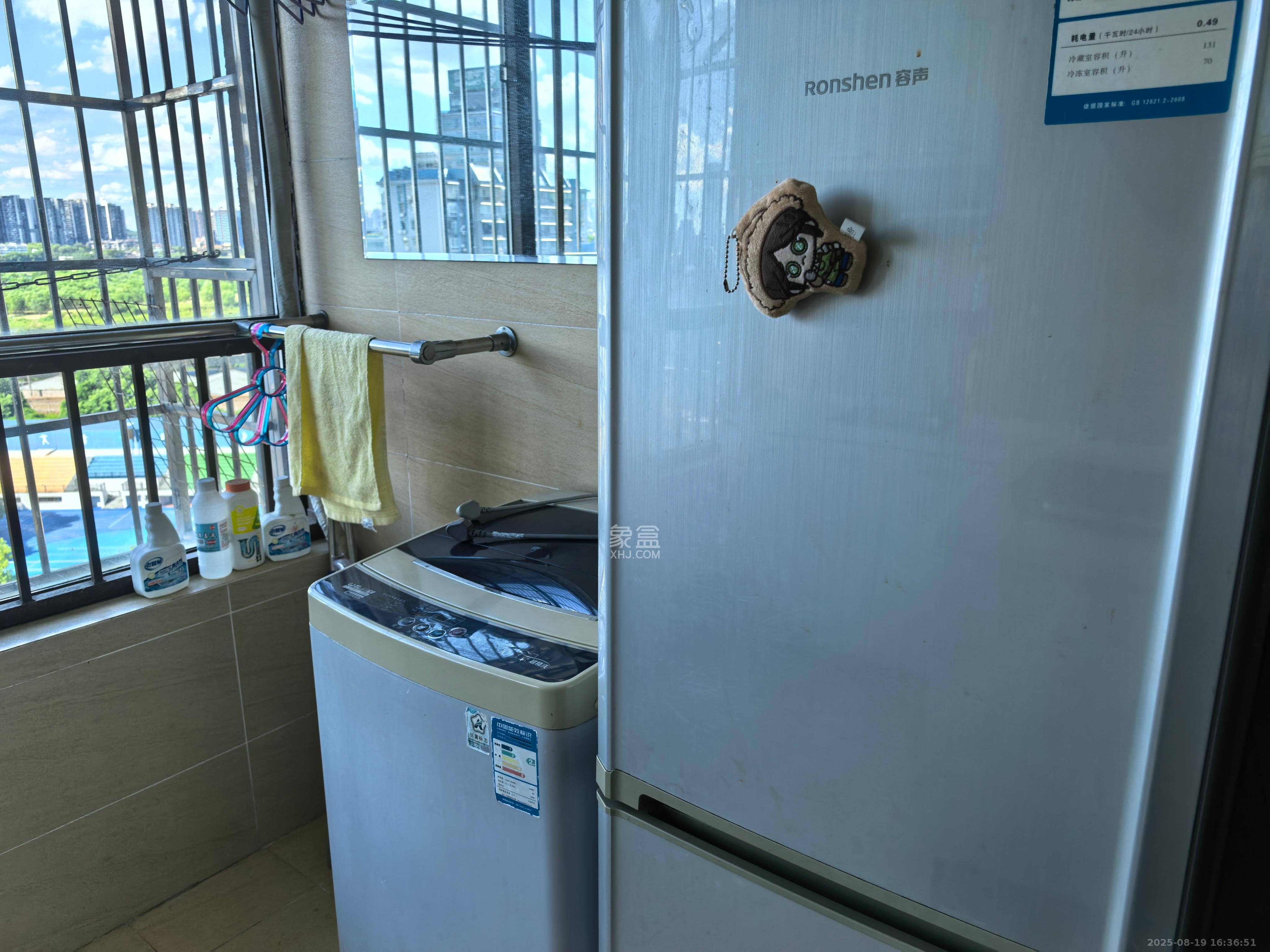 长盛上东区  1室1厅1卫    1300.0元/月 长盛上东区  1室1厅1卫    1300.0元/月室内图