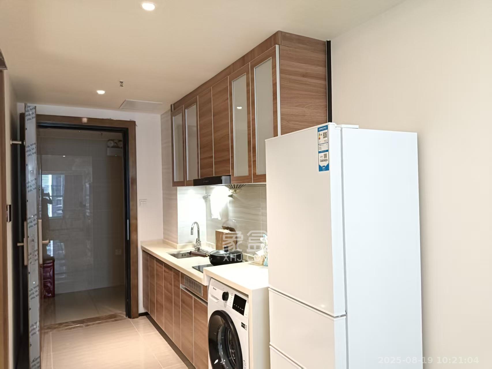 恒大金融广场 1室1厅1卫 1600.0元/月 恒大金融广场 1室1厅1卫 1600.0元/月室内图