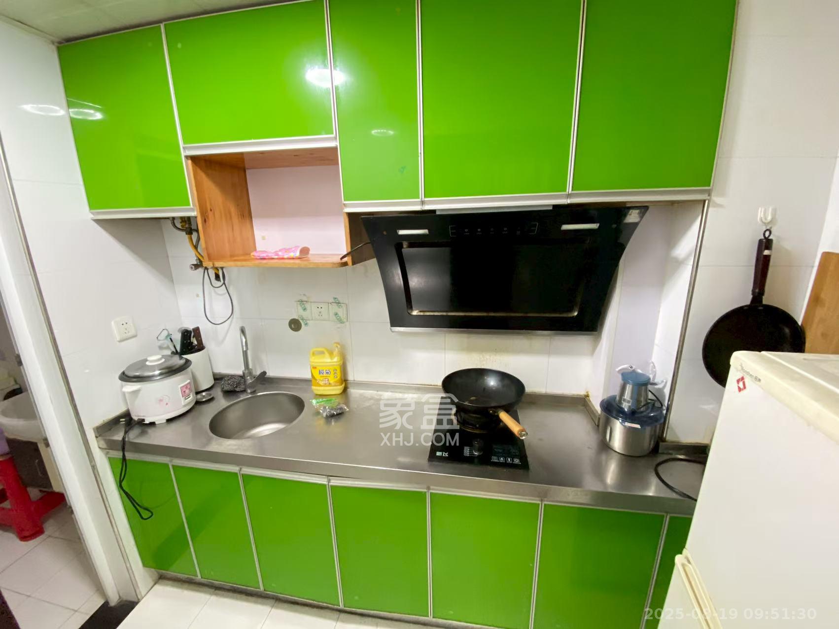 益佳苑 1室1厅1卫 1300.0元/月 益佳苑 1室1厅1卫 1300.0元/月室内图