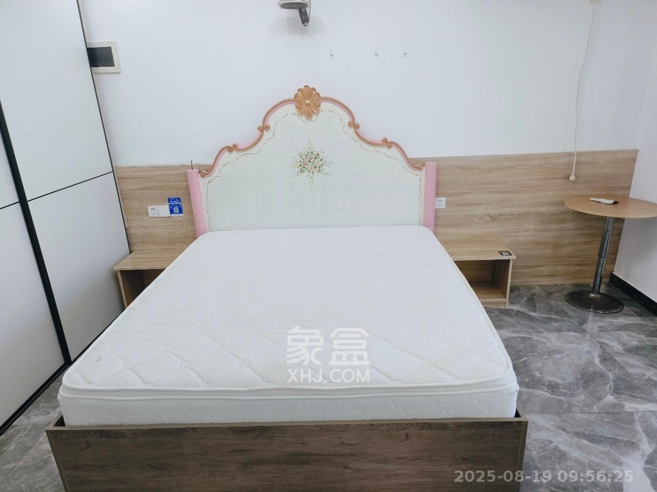 五峰国际  1室1厅1卫   1500.00元/月