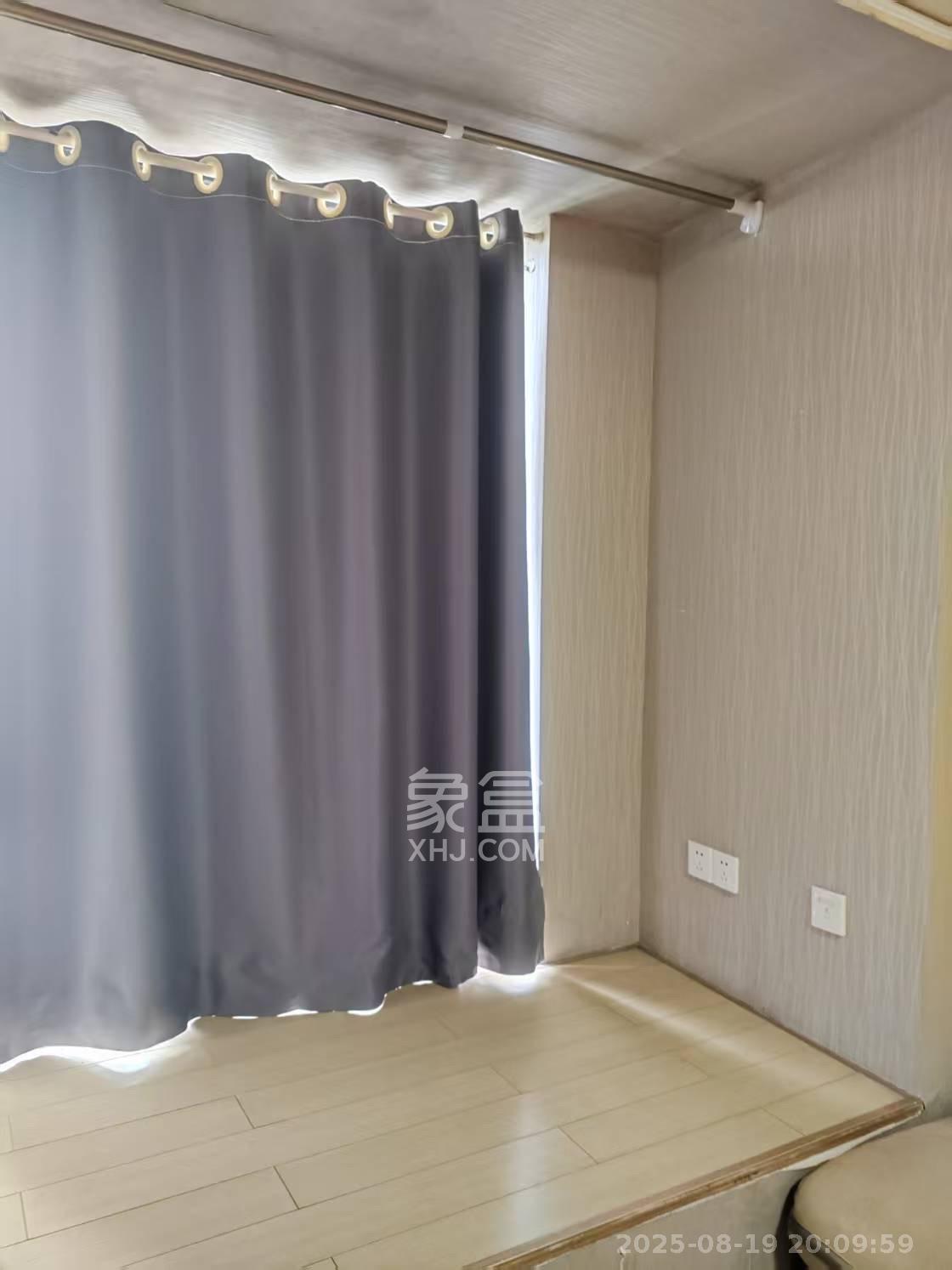 万科城  1室1厅1卫   1400.00元/月室内图