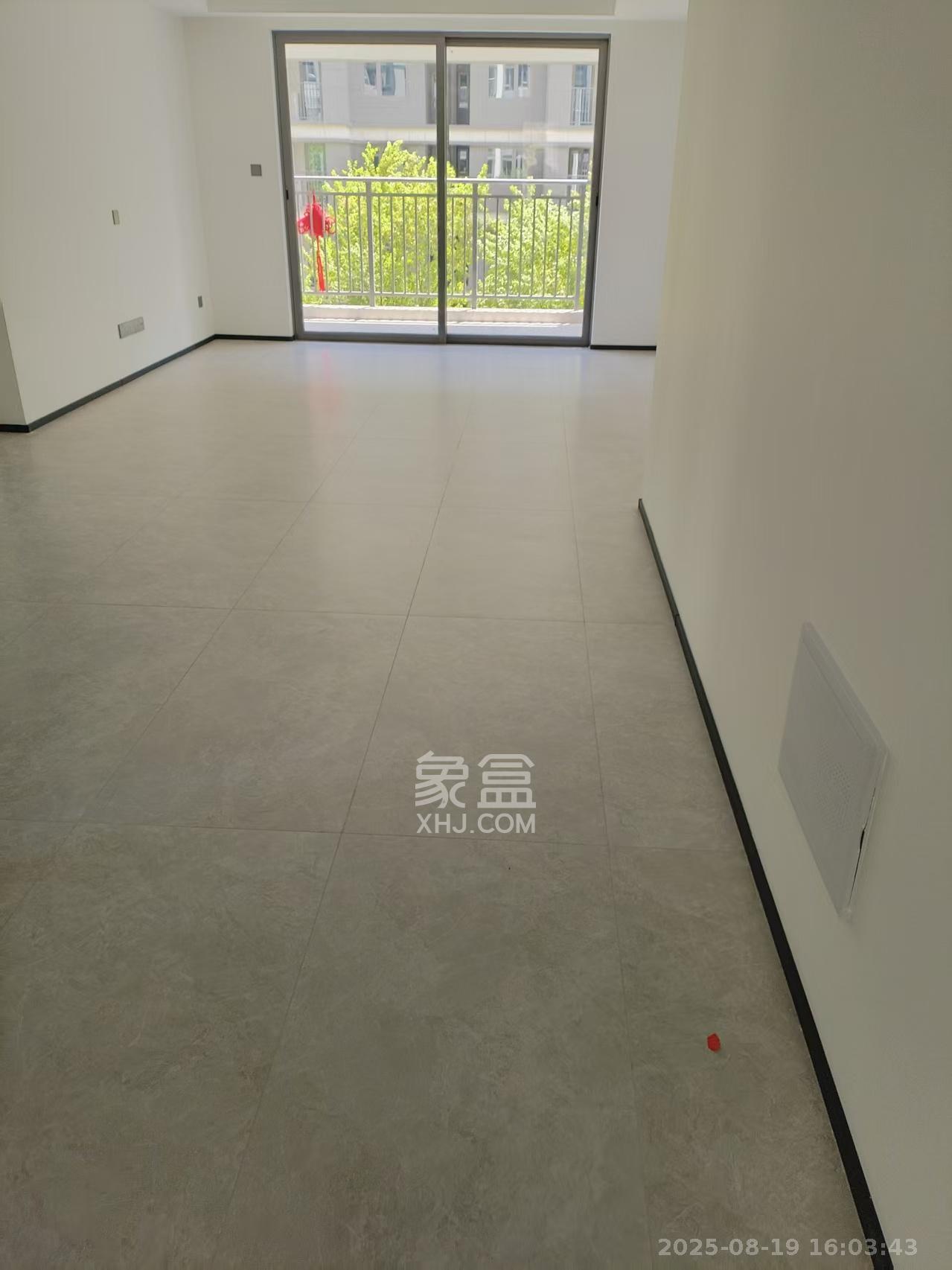 中海寰宇天下  4室2厅2卫    3500.0元/月 中海寰宇天下  4室2厅2卫    3500.0元/月