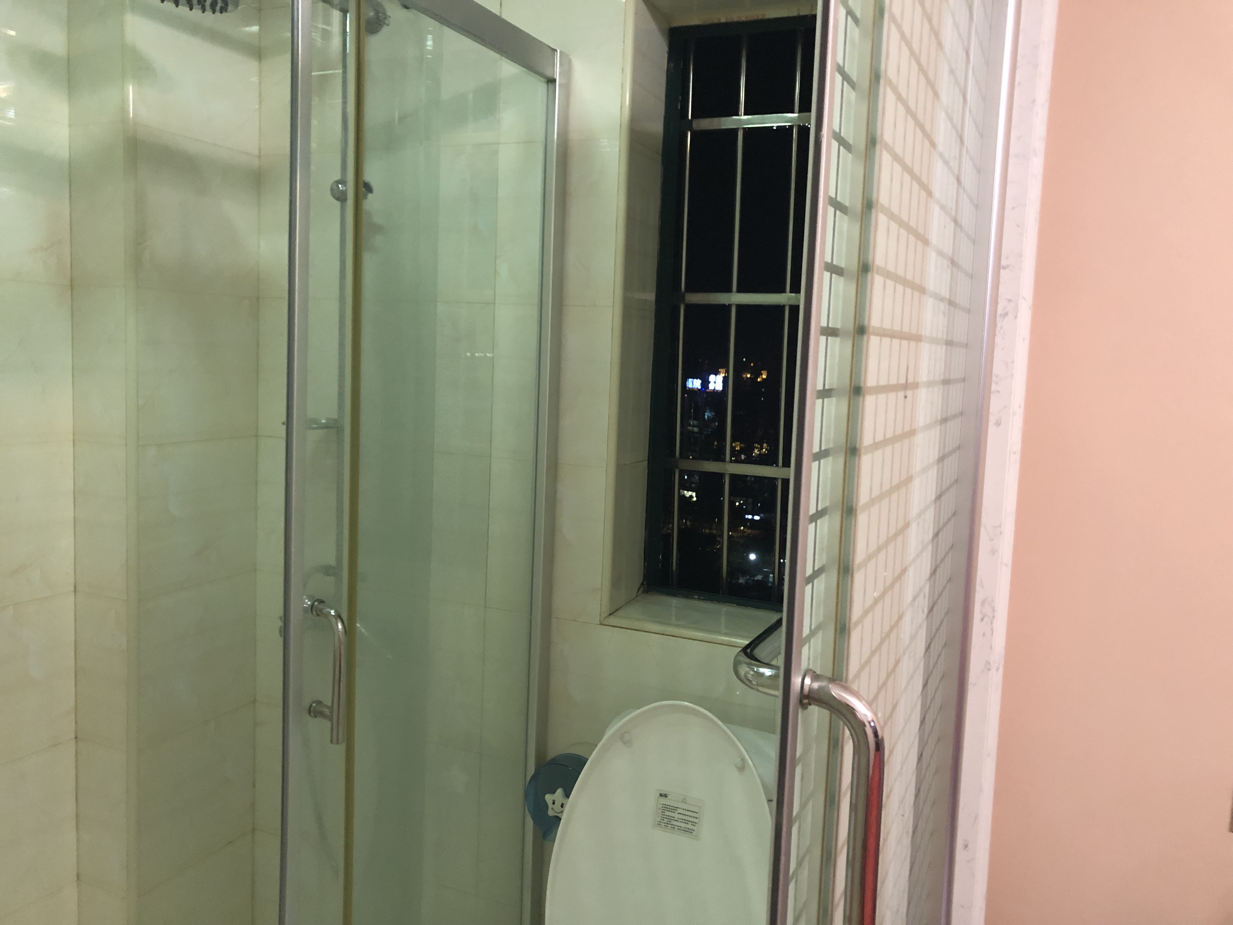 润泽上邸 3室0厅0卫 2000.0元/月 润泽上邸 3室0厅0卫 2000.0元/月室内图