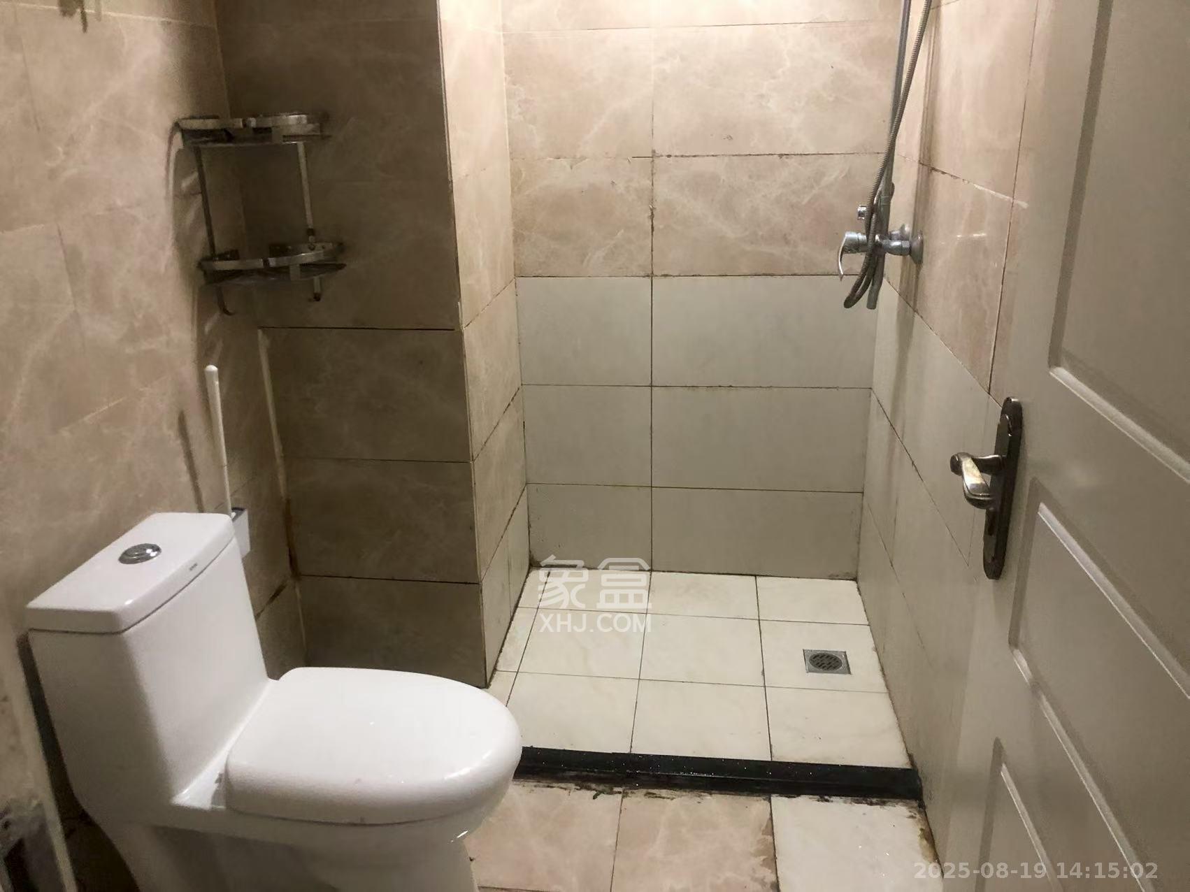 博林云栖  1室1厅1卫    2100.0元/月 博林云栖  1室1厅1卫    2100.0元/月室内图