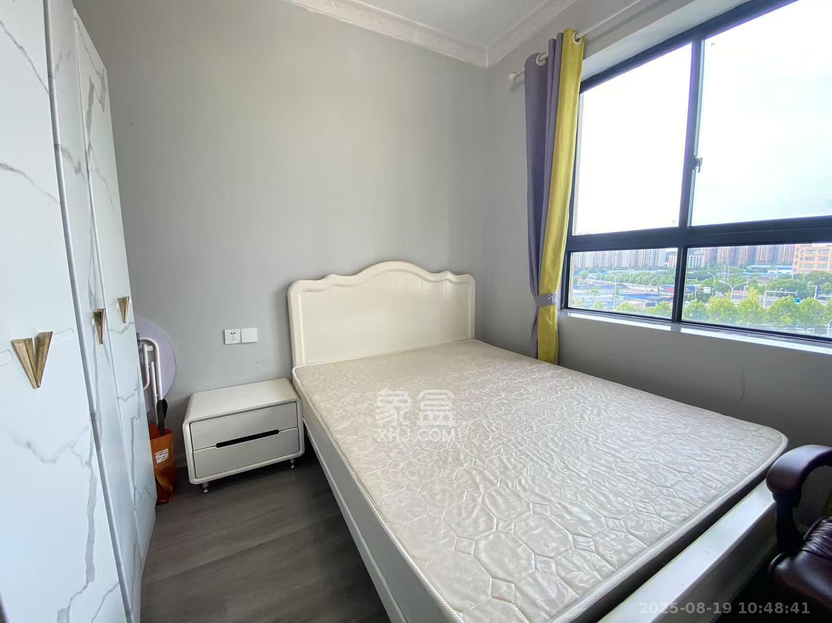 和泓融成府 4室2厅2卫 3500.0元/月 和泓融成府 4室2厅2卫 3500.0元/月室内图