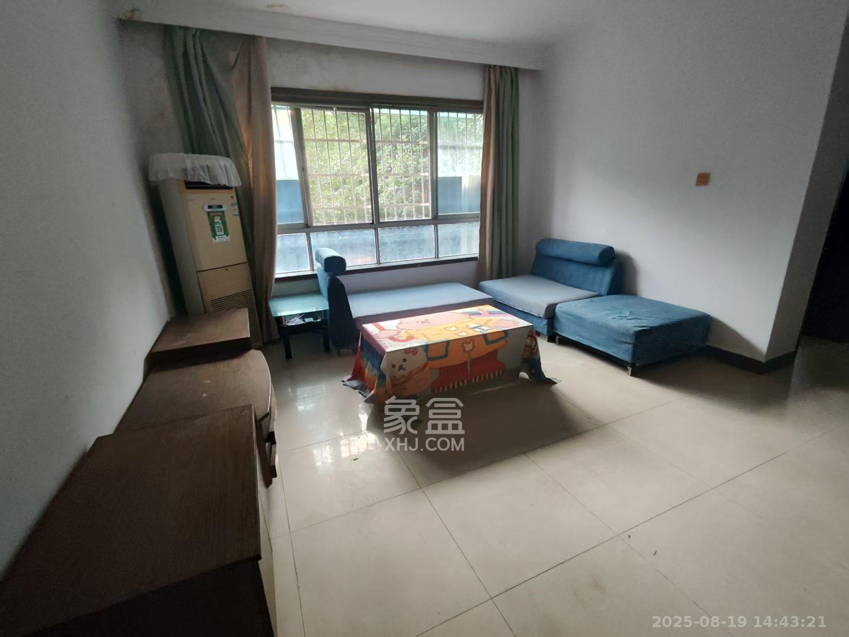 天韵家园 3室2厅1卫 2100.0元/月 天韵家园 3室2厅1卫 2100.0元/月室内图