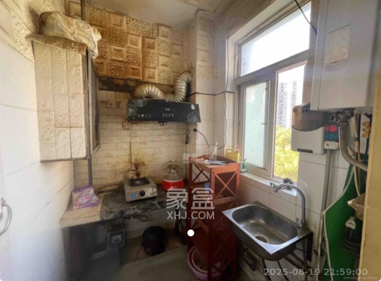 金麓西岸和苑 1室1厅1卫 1980.0元/月 金麓西岸和苑 1室1厅1卫 1980.0元/月室内图