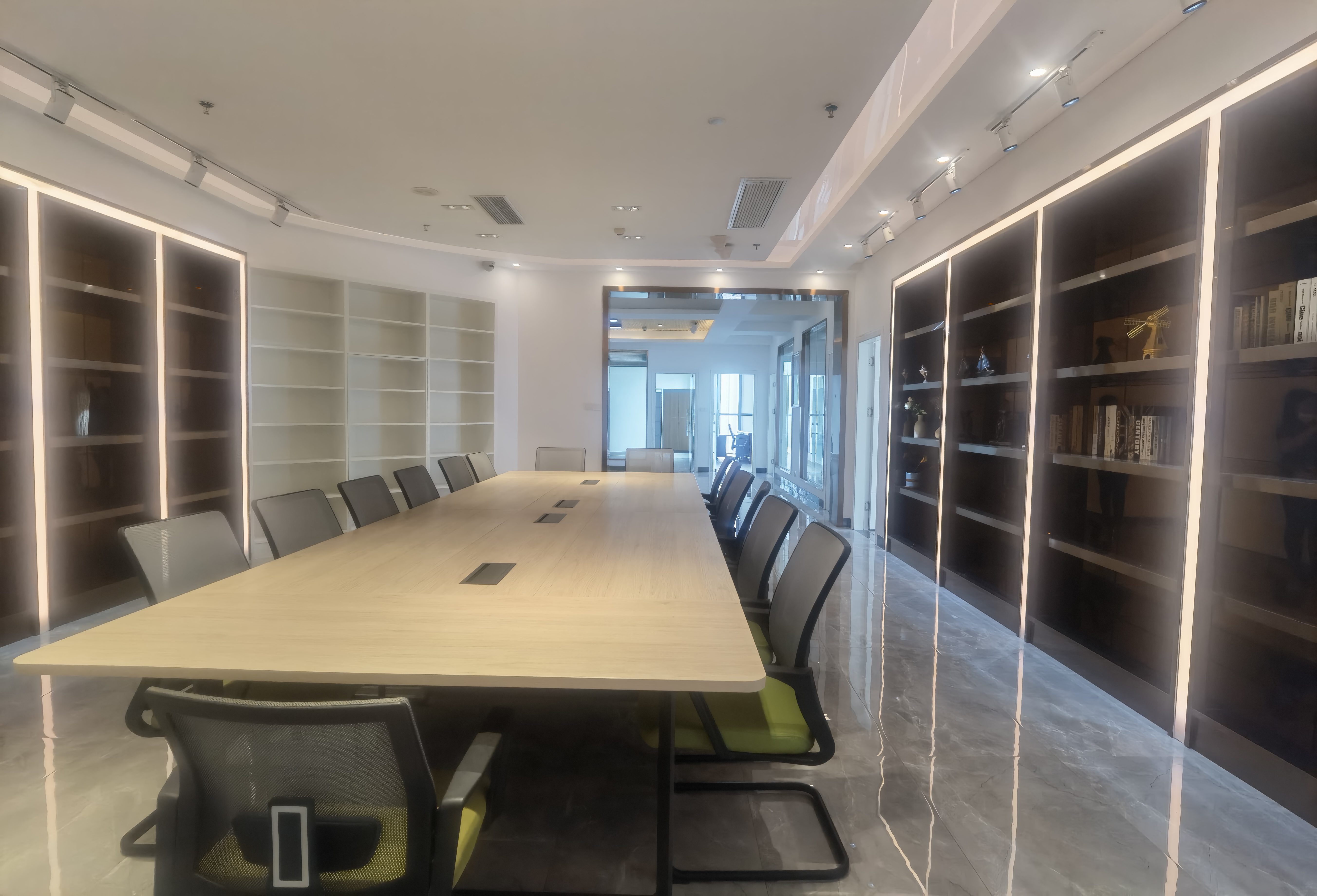 喜盈门（海口）建材家居生活广场  2室2厅1卫   17000.00元/月室内图