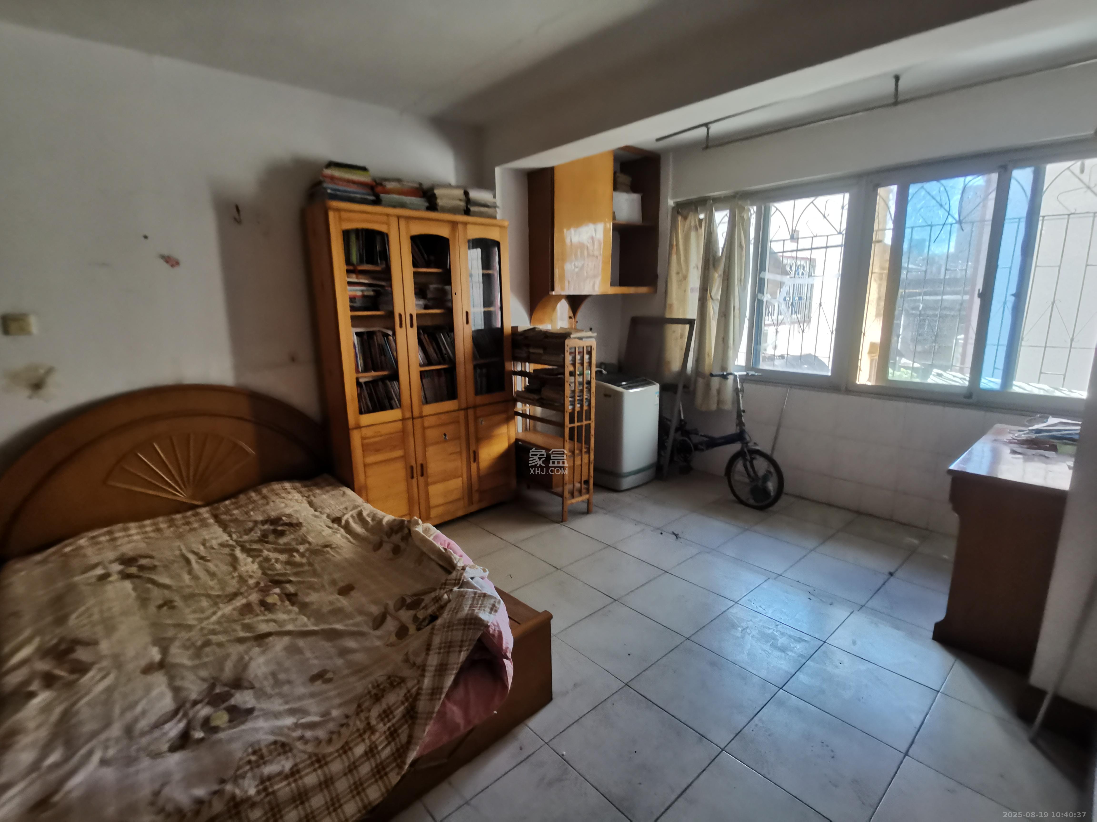 海利宿舍 2室1厅1卫 1280.0元/月 海利宿舍 2室1厅1卫 1280.0元/月室内图