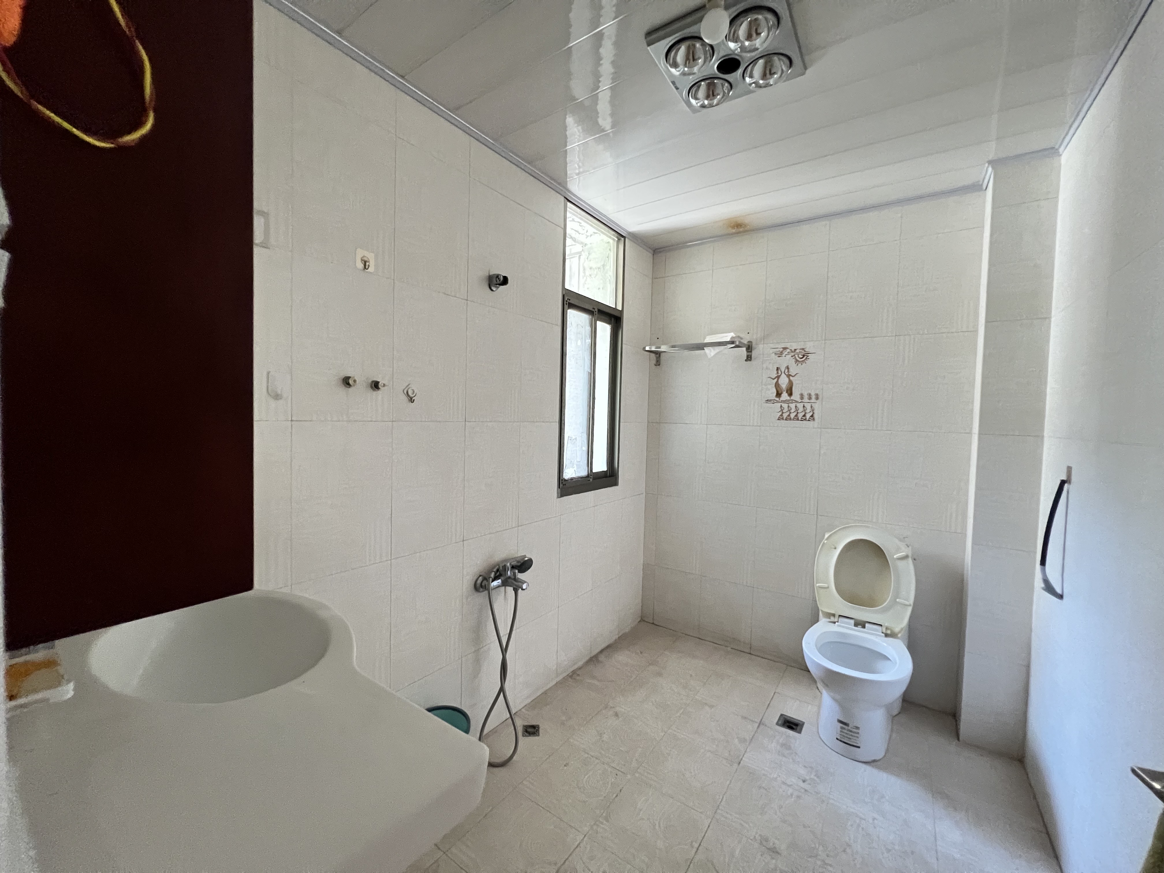 水榭花都 3室2厅2卫 58.8万 水榭花都 3室2厅2卫 58.8万客厅